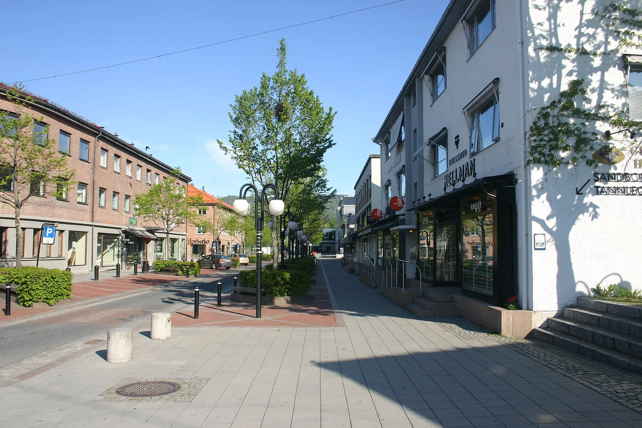 Photo showing: View of Strøget (the strait), one of the main streets in Asker City