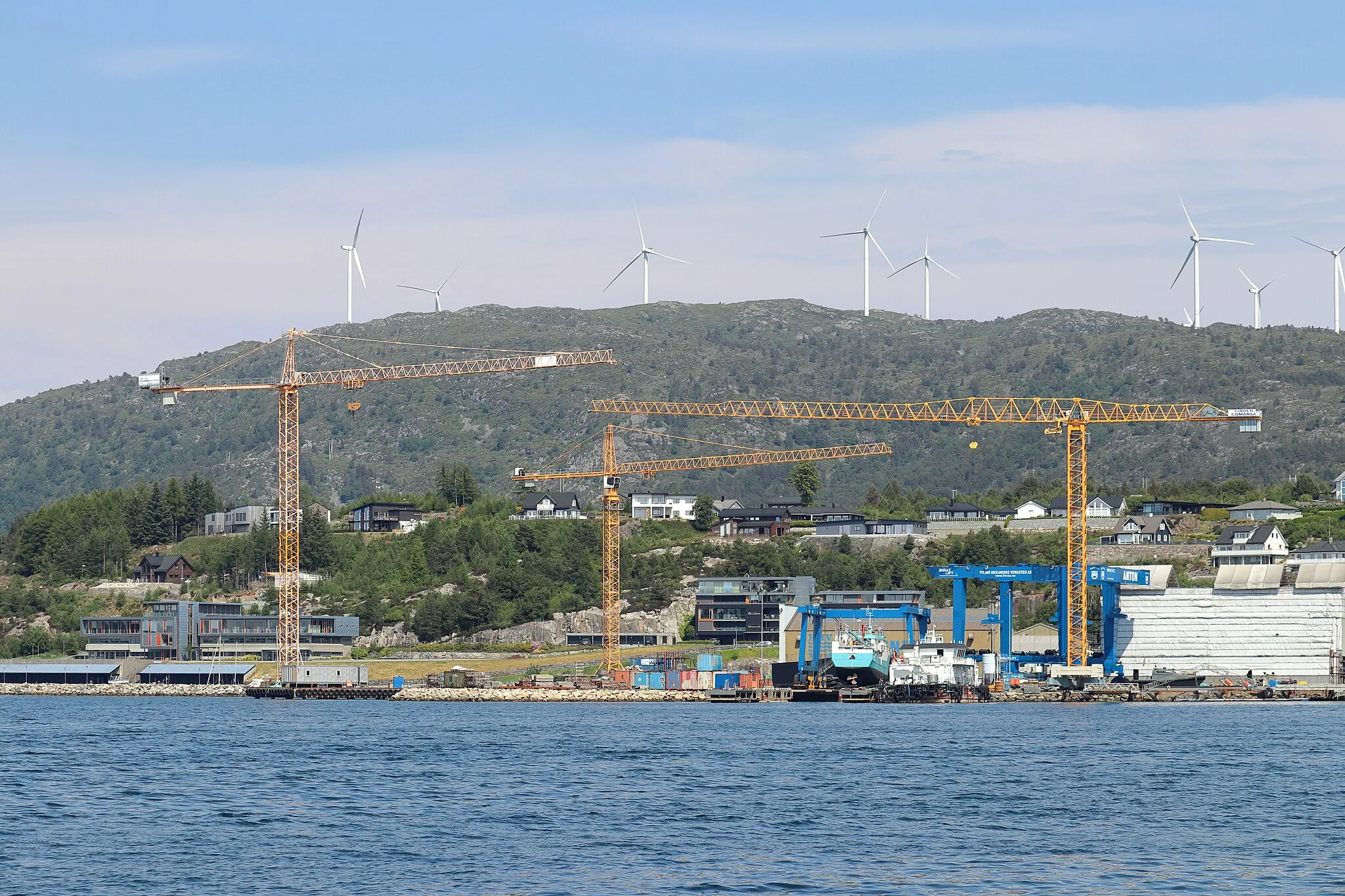 Photo showing: Shipyard Fitjar Mekaniske Verksted.