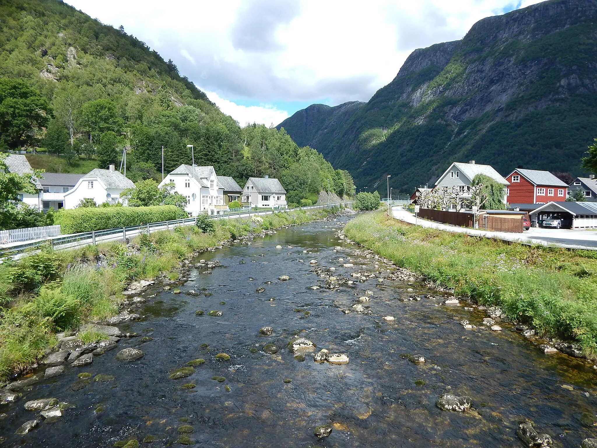 Photo showing: Hovlandselva i Vadheim