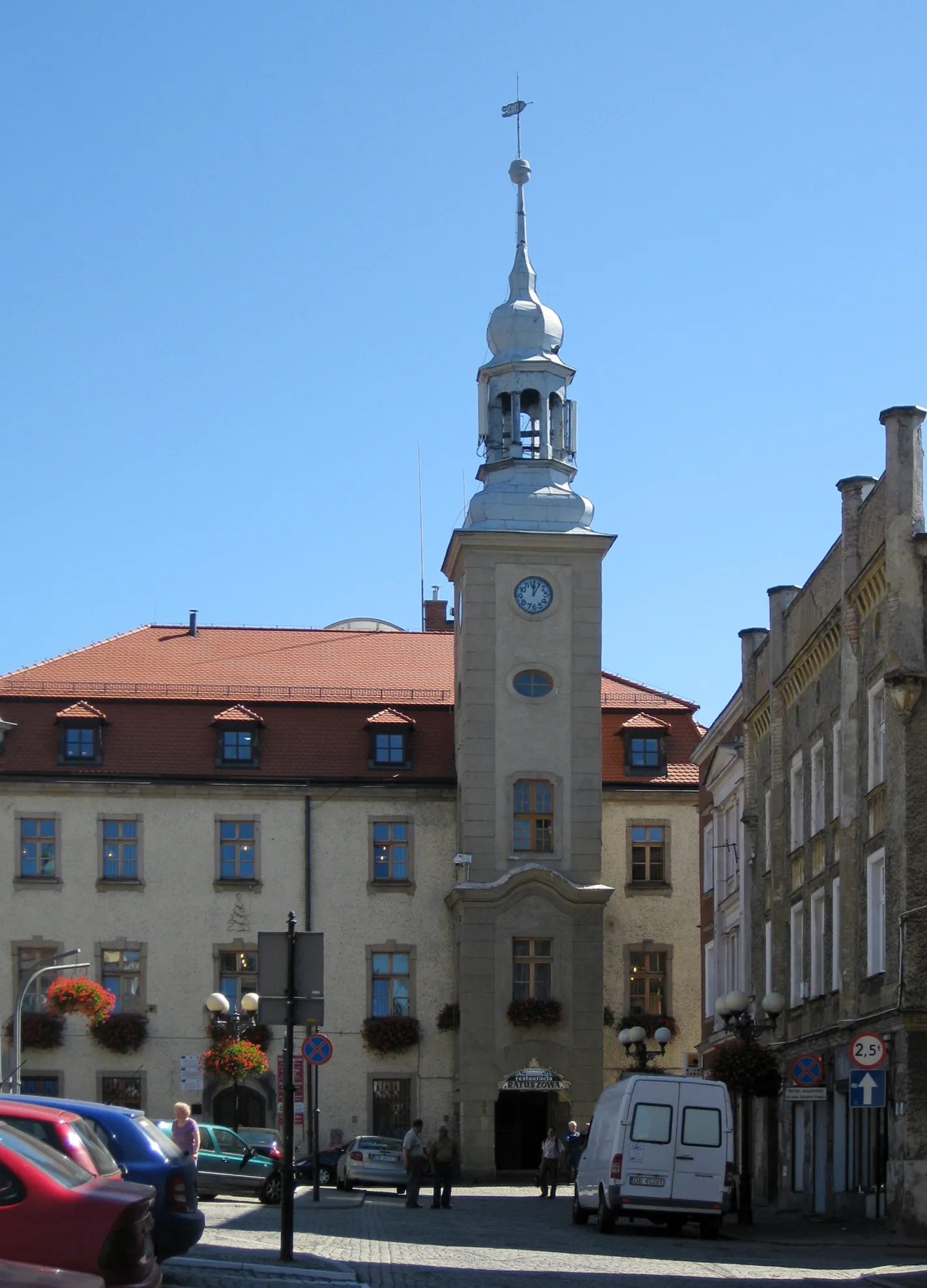 Photo showing: Ratusz w Boguszowie-Gorcach.