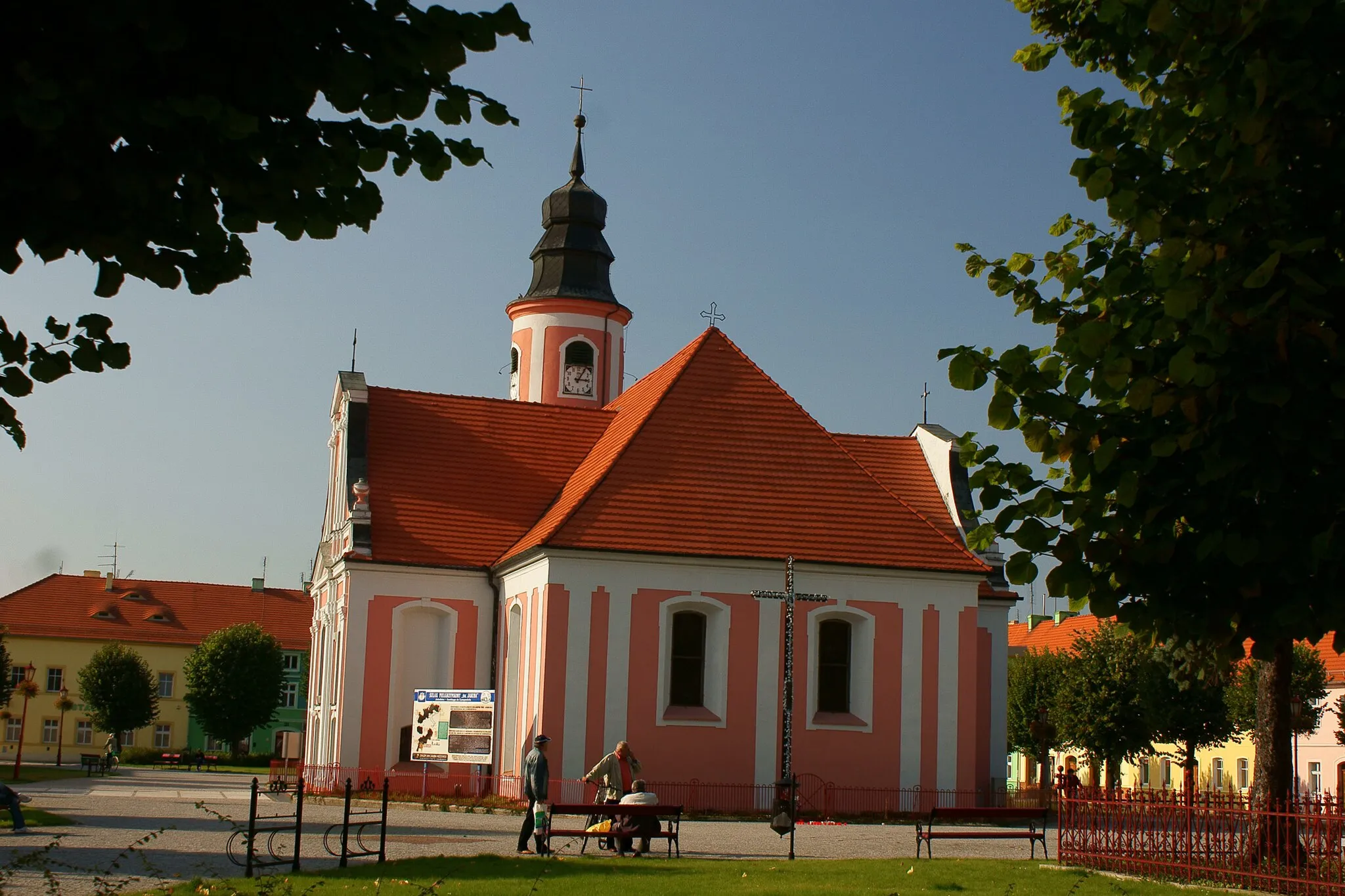 Photo showing: Kościół pomocniczy św. Józefa Robotnika (d. Najświętszego Serca PJ)
Chocianów, pl. Wolności, Chocianów