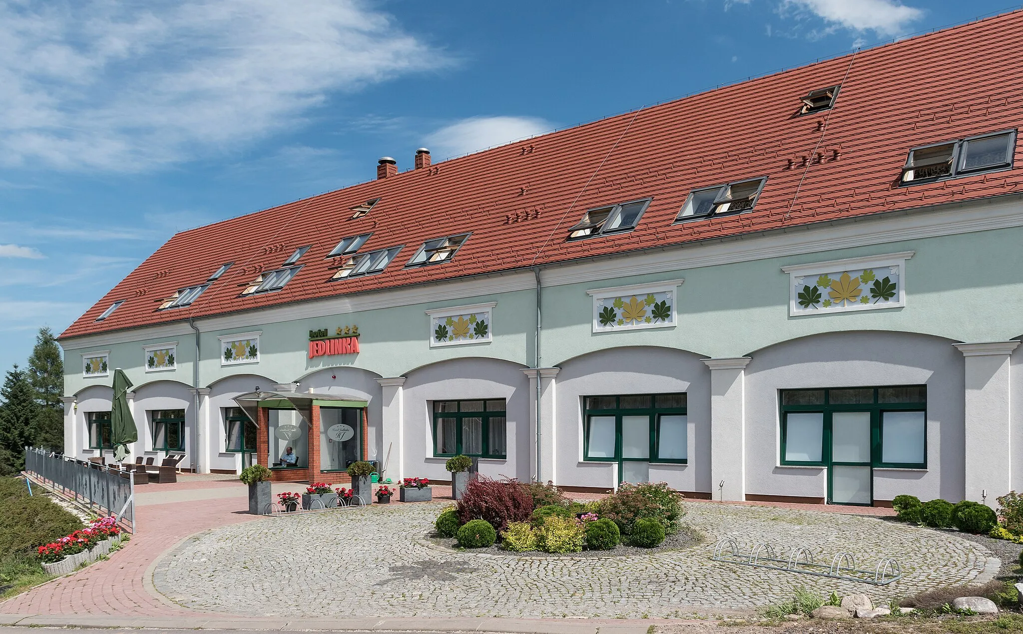 Photo showing: Jedlinka hotel in Jedlina-Zdrój