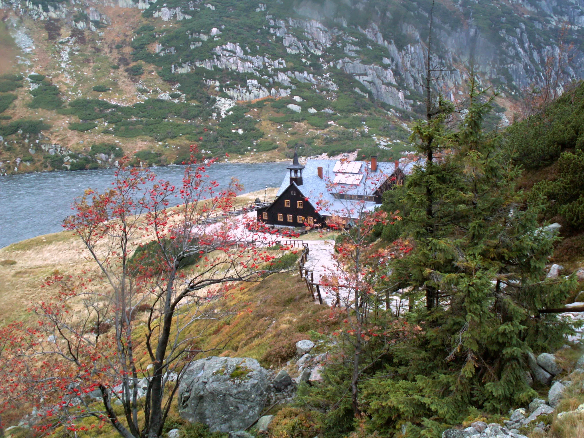 Photo showing: Karpacz, Schronisko Samotnia z góry