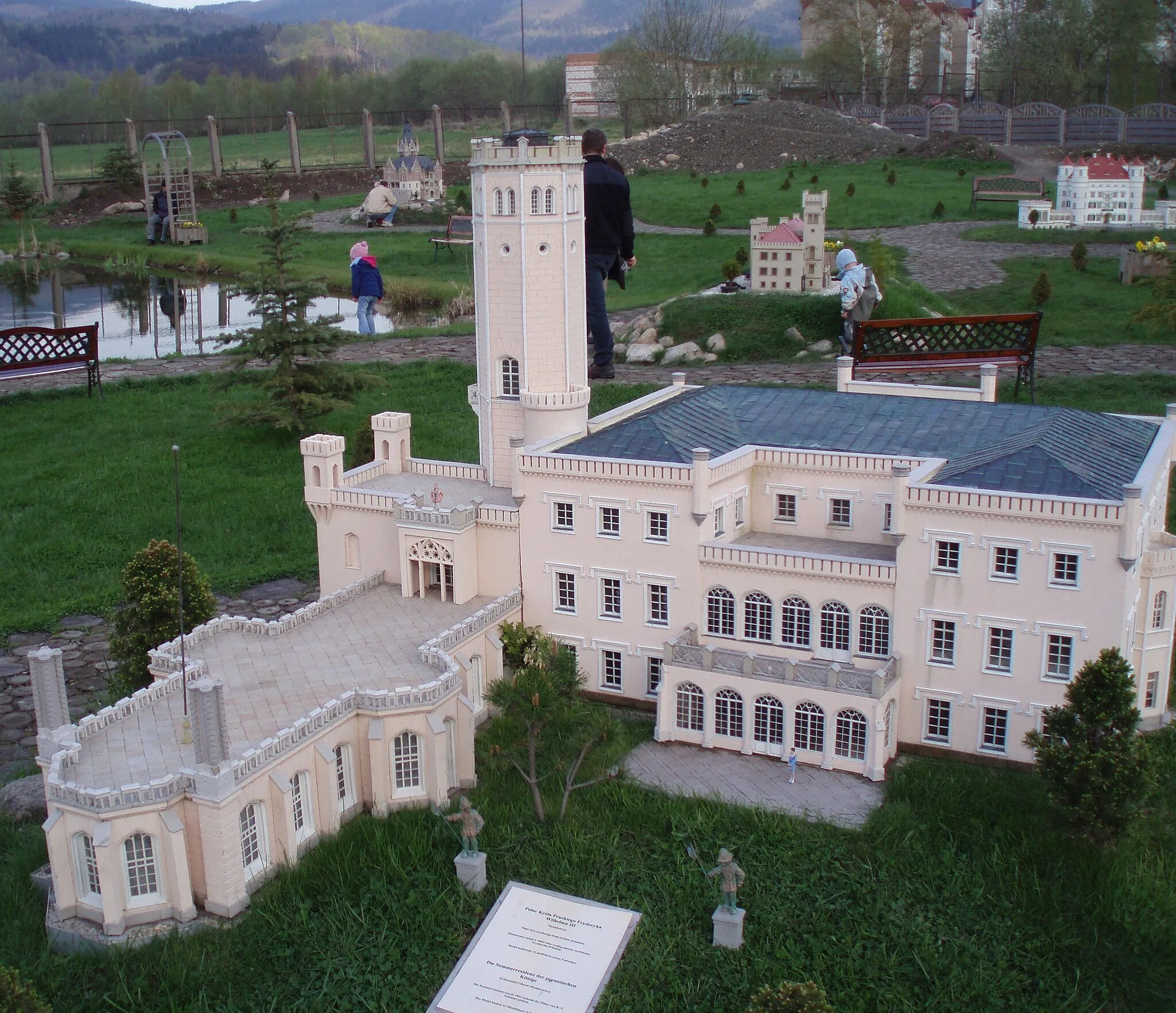 Photo showing: Chateau in Mysłakowice (Erdmannsdorf-Zillerthal) - model