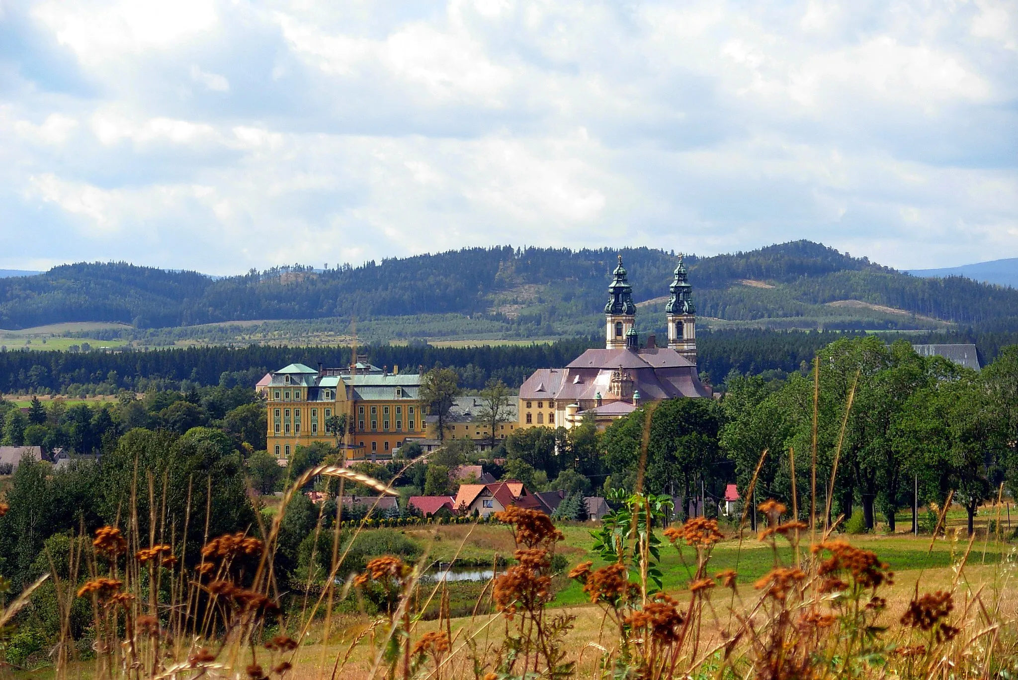 Photo showing: Widok na zespół klasztorny