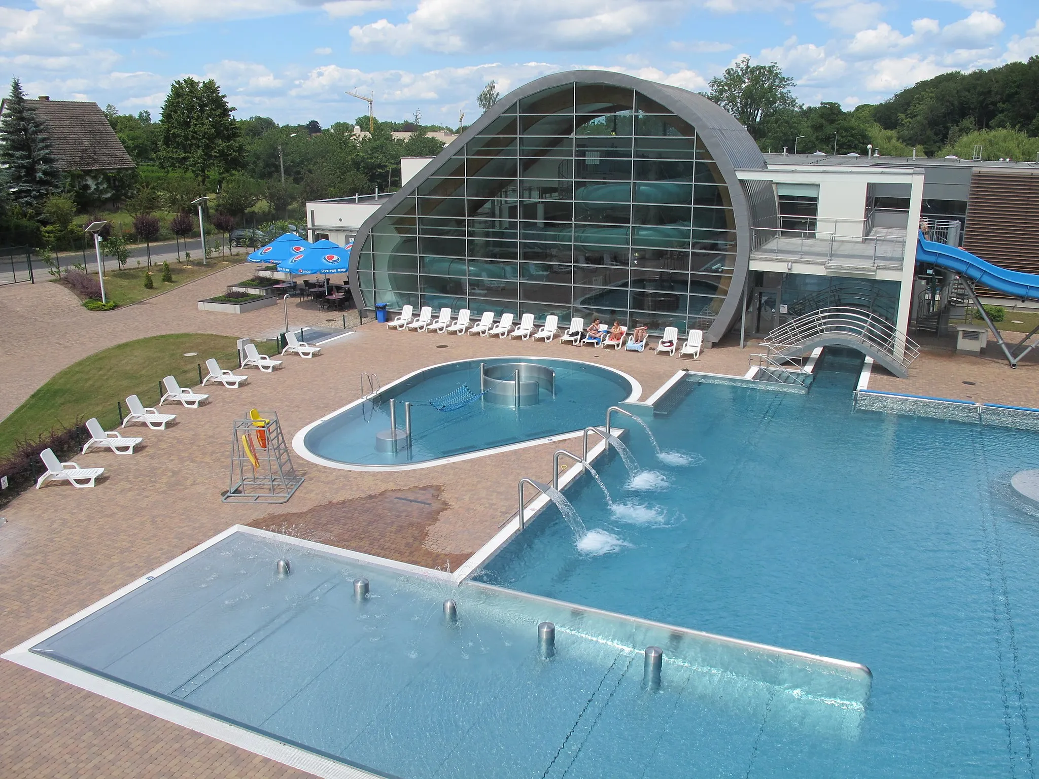 Photo showing: Aquapark Trzebnica, outside part