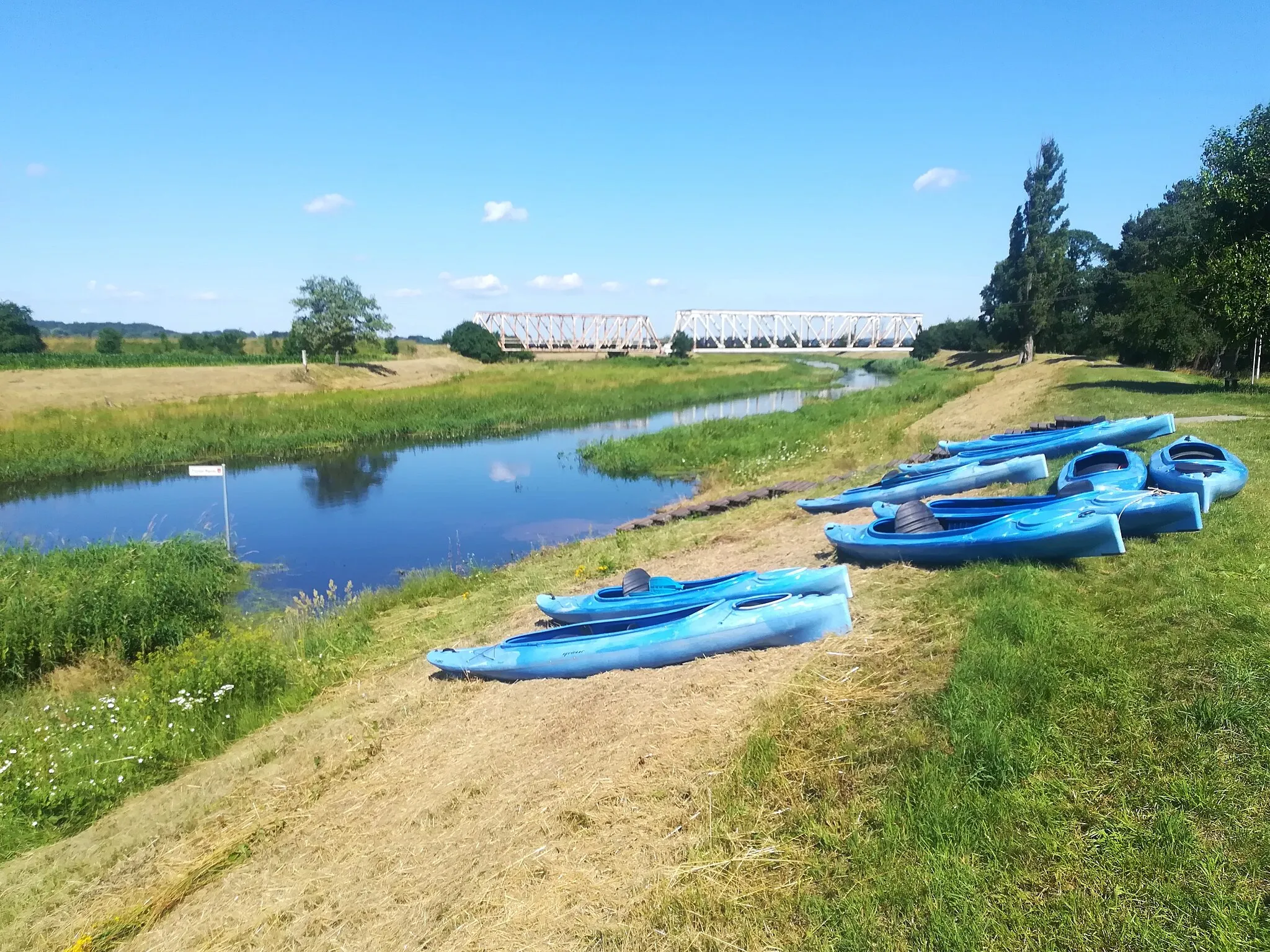 Photo showing: Barycz - marina kajakowa w Wąsoszu.