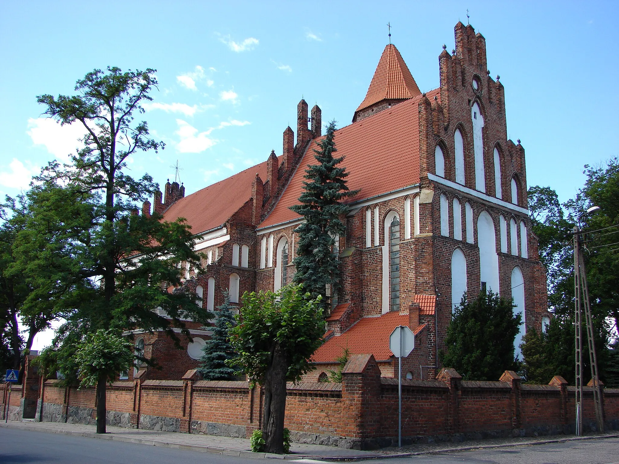 Photo showing: Radzyń Chełmiński, kościół św. Anny.