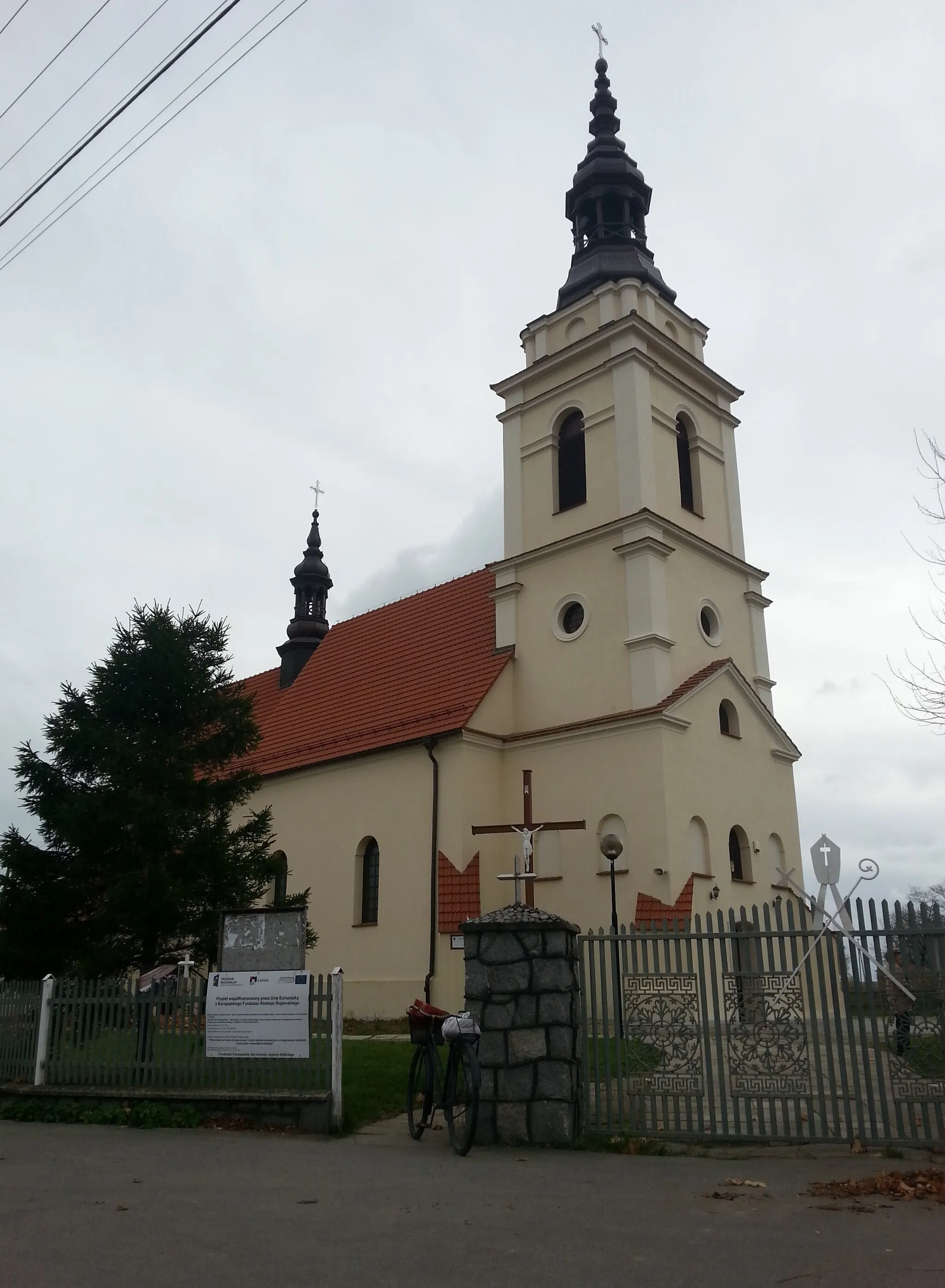 Photo showing: Kościół w Mokrsku k/Wielunia