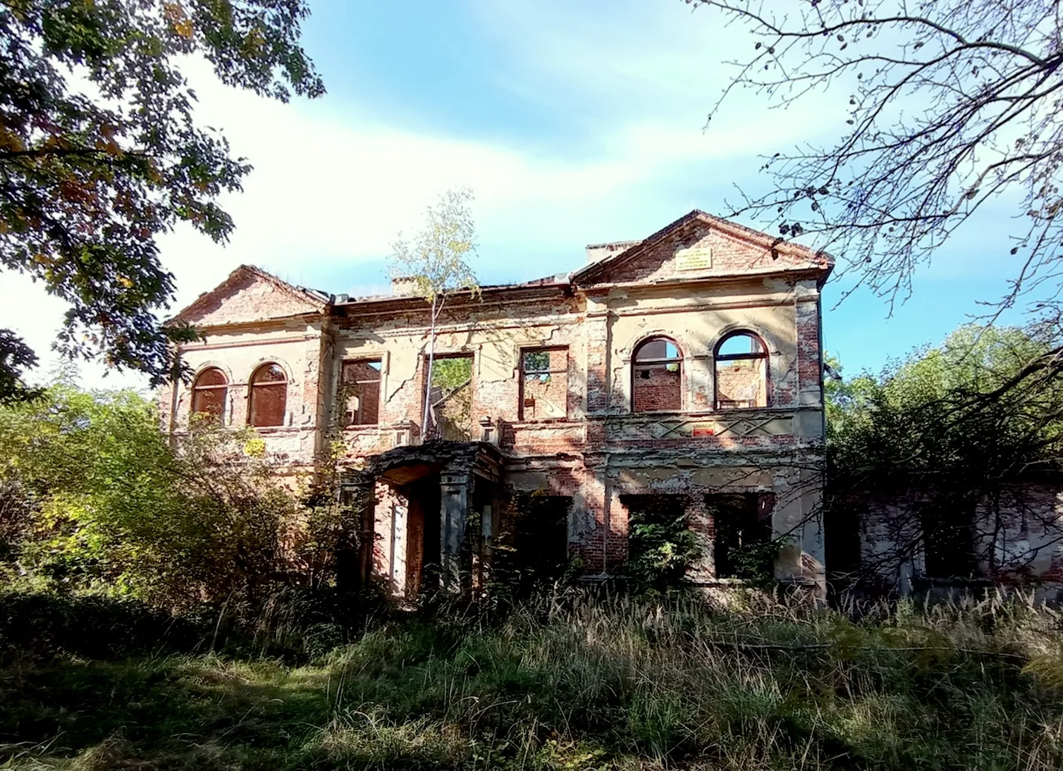 Photo showing: Moszczenica. Runy dworu Enderów