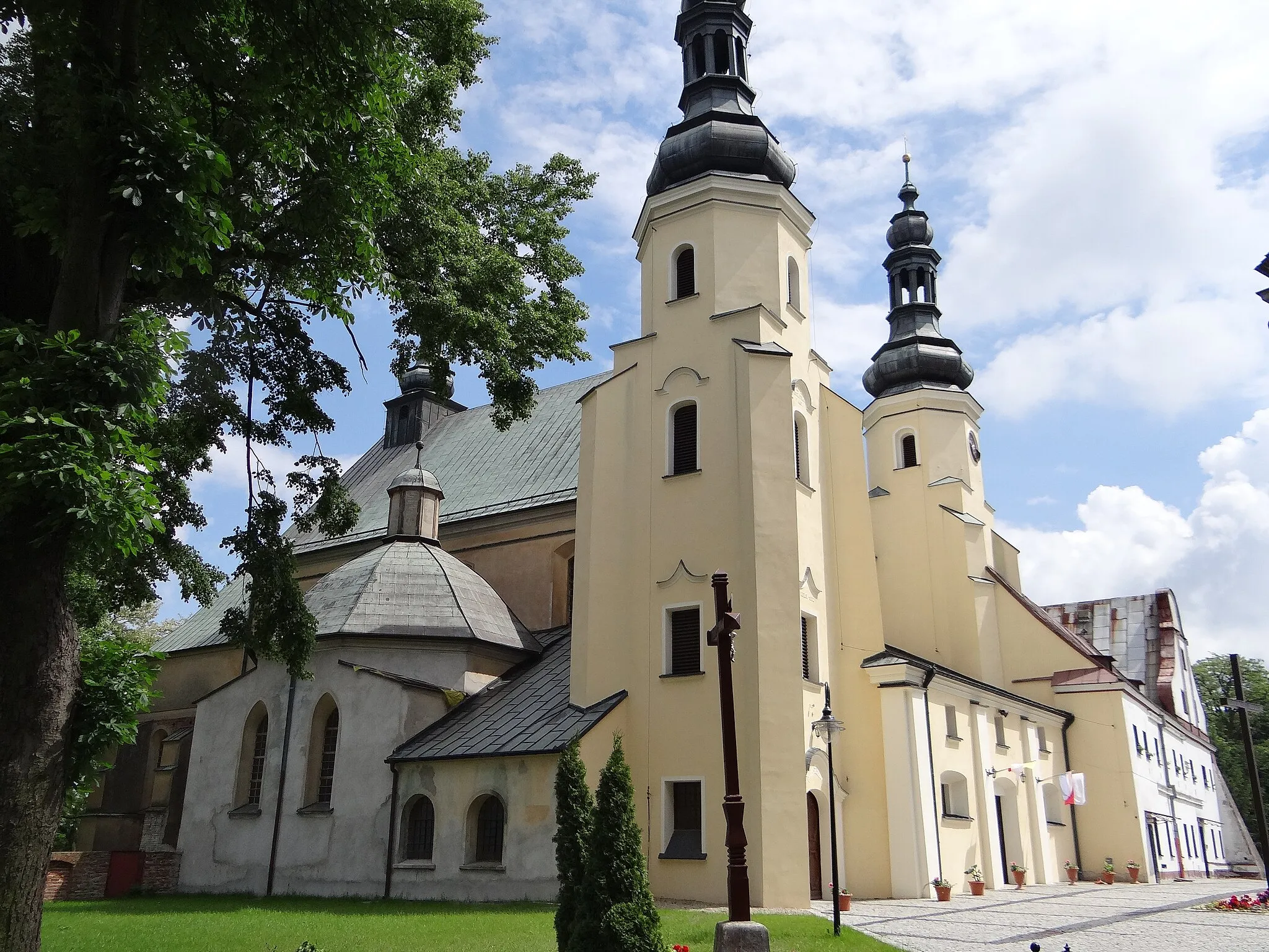 Photo showing: Klasztor oo. Bernardynów w Warcie.