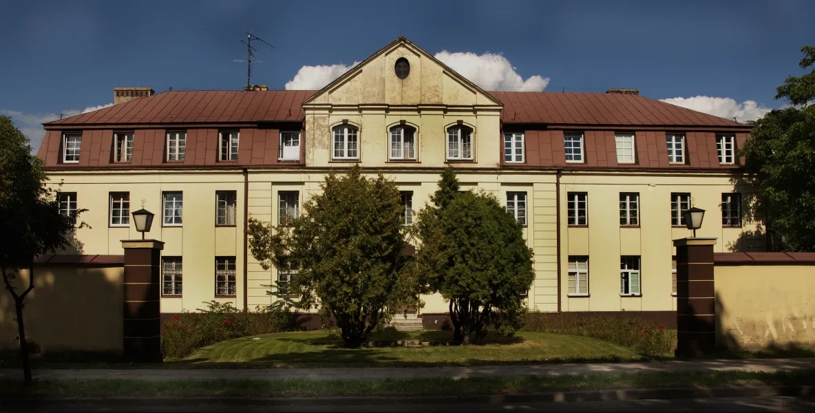 Photo showing: Warta - szpital