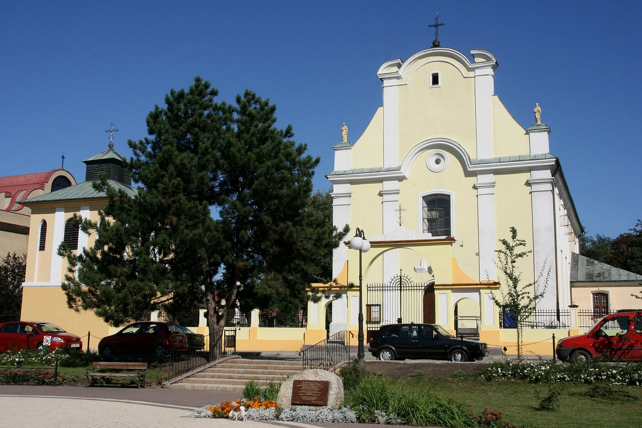 Photo showing: Żychlin - kościół parafialny pw. śś. Piotra i Pawła, mur., 1782 (zabytek nr 270/29 z 18.07.1967)