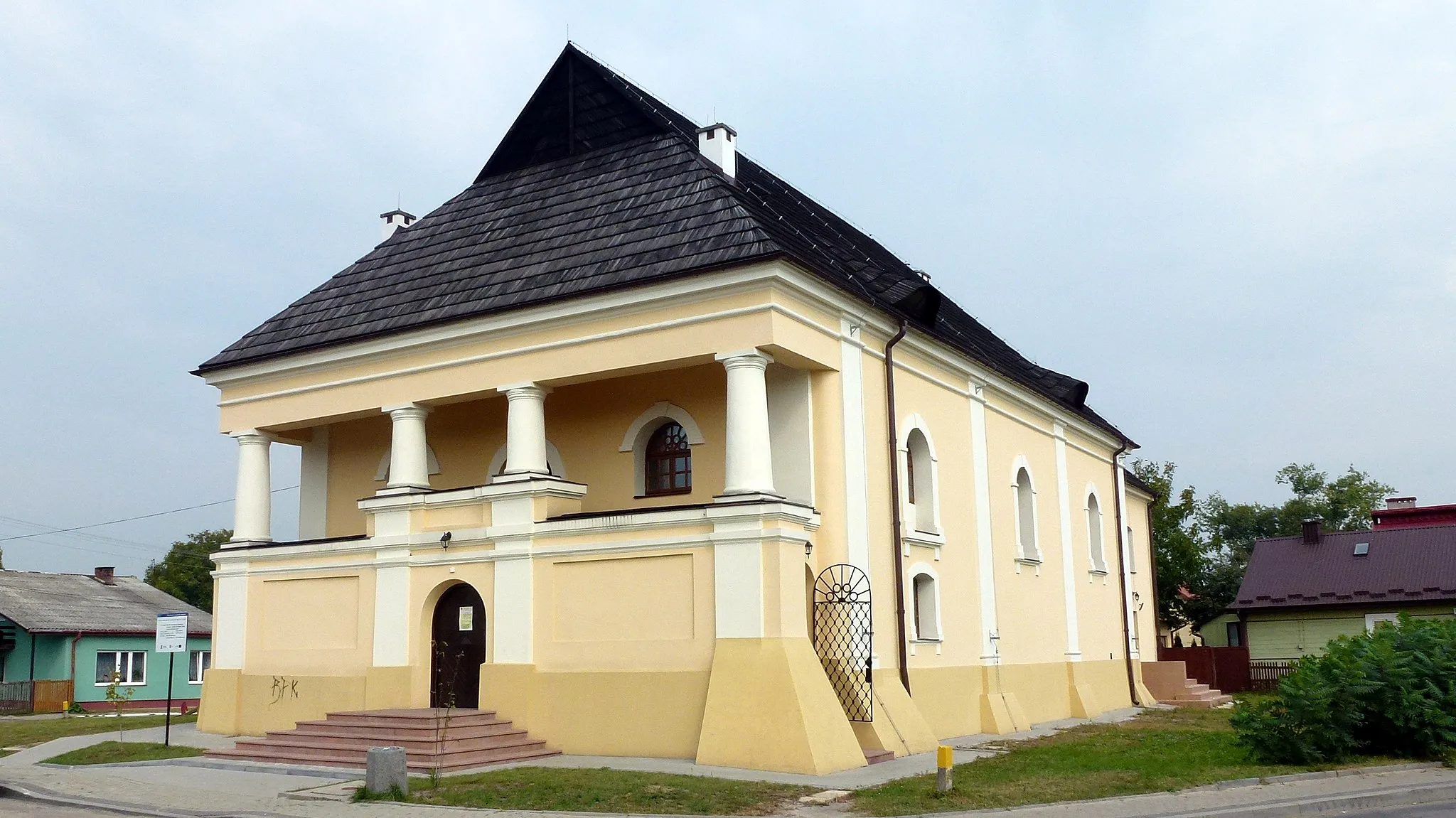 Photo showing: Synagogue in Modliborzyce, Poland