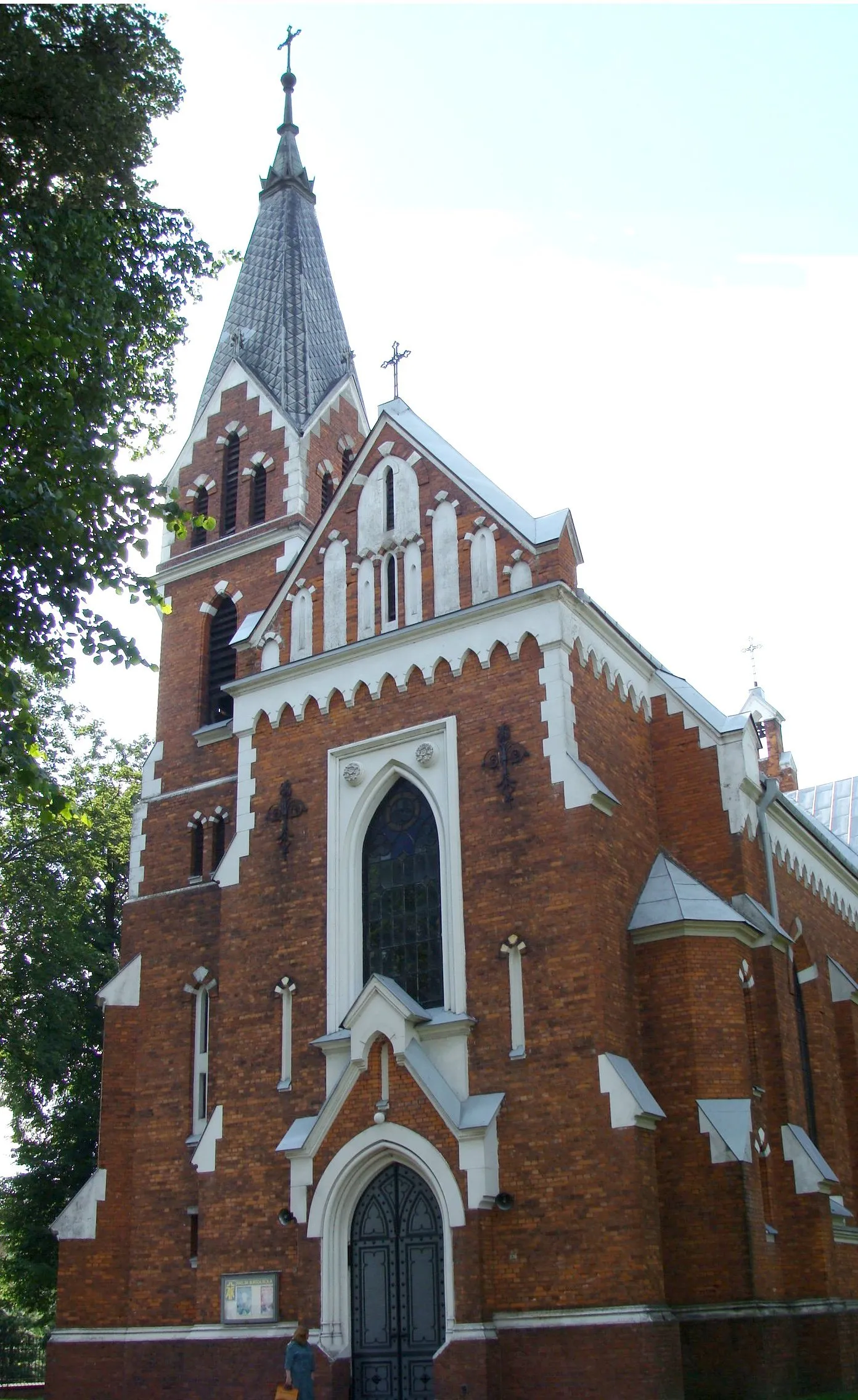 Photo showing: Neogotycki kościół parafialny p.w. św. Jozafata z 1907 r. w Rejowcu (zabytek nr rejestr. A/165 z 6.11.1996)