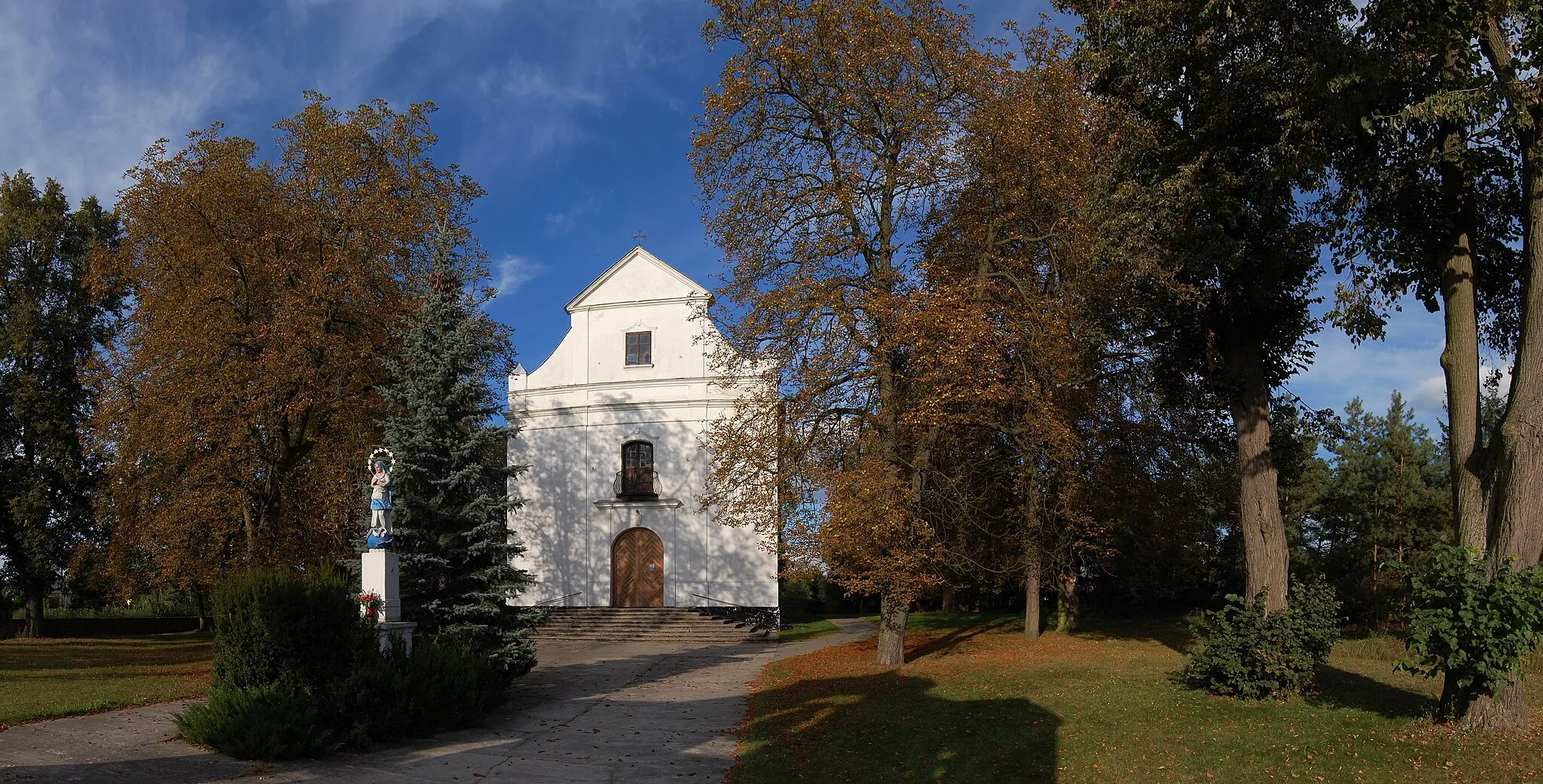 Photo showing: Transfiguration Church in Stężyca, Lublin Voivodeship, Poland.