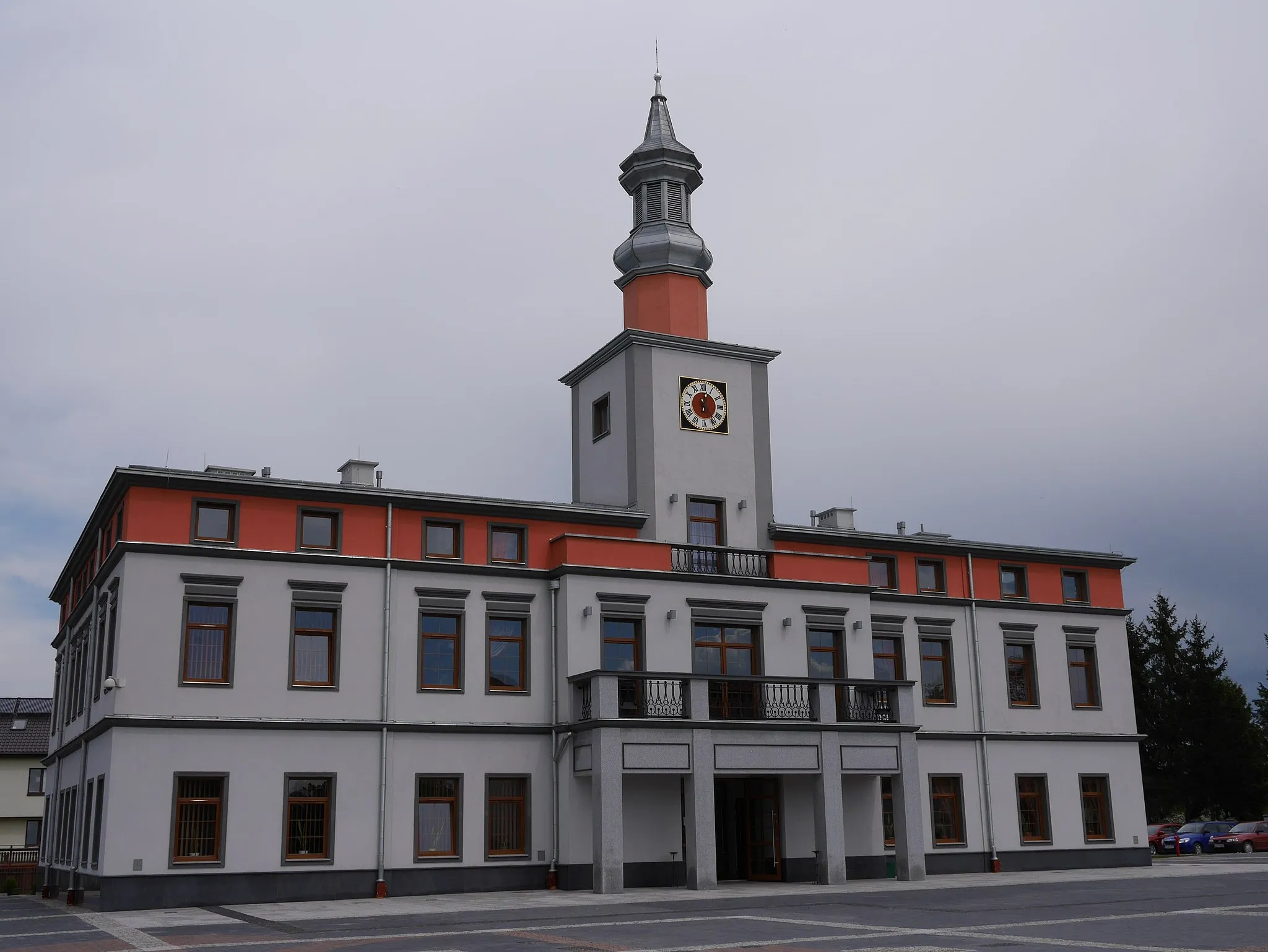 Photo showing: Wojsławice, Ratusz