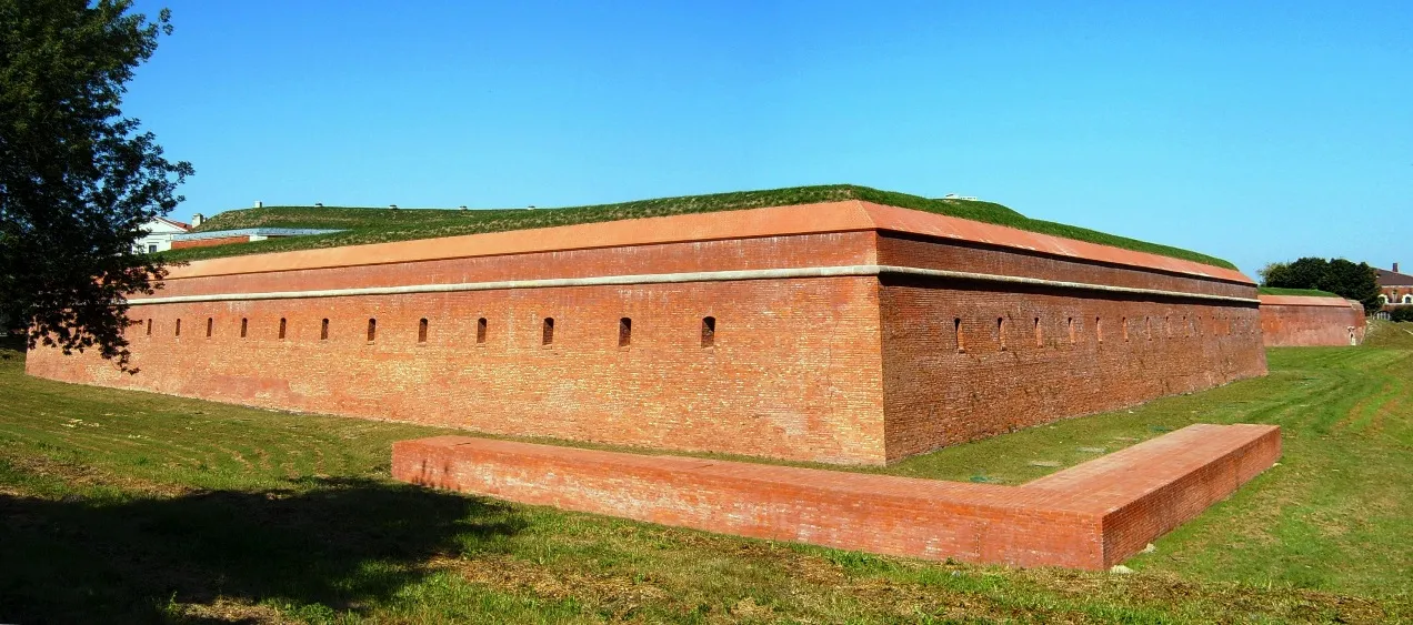 Photo showing: Bastion VII in Zamość (after repairs in 2010)