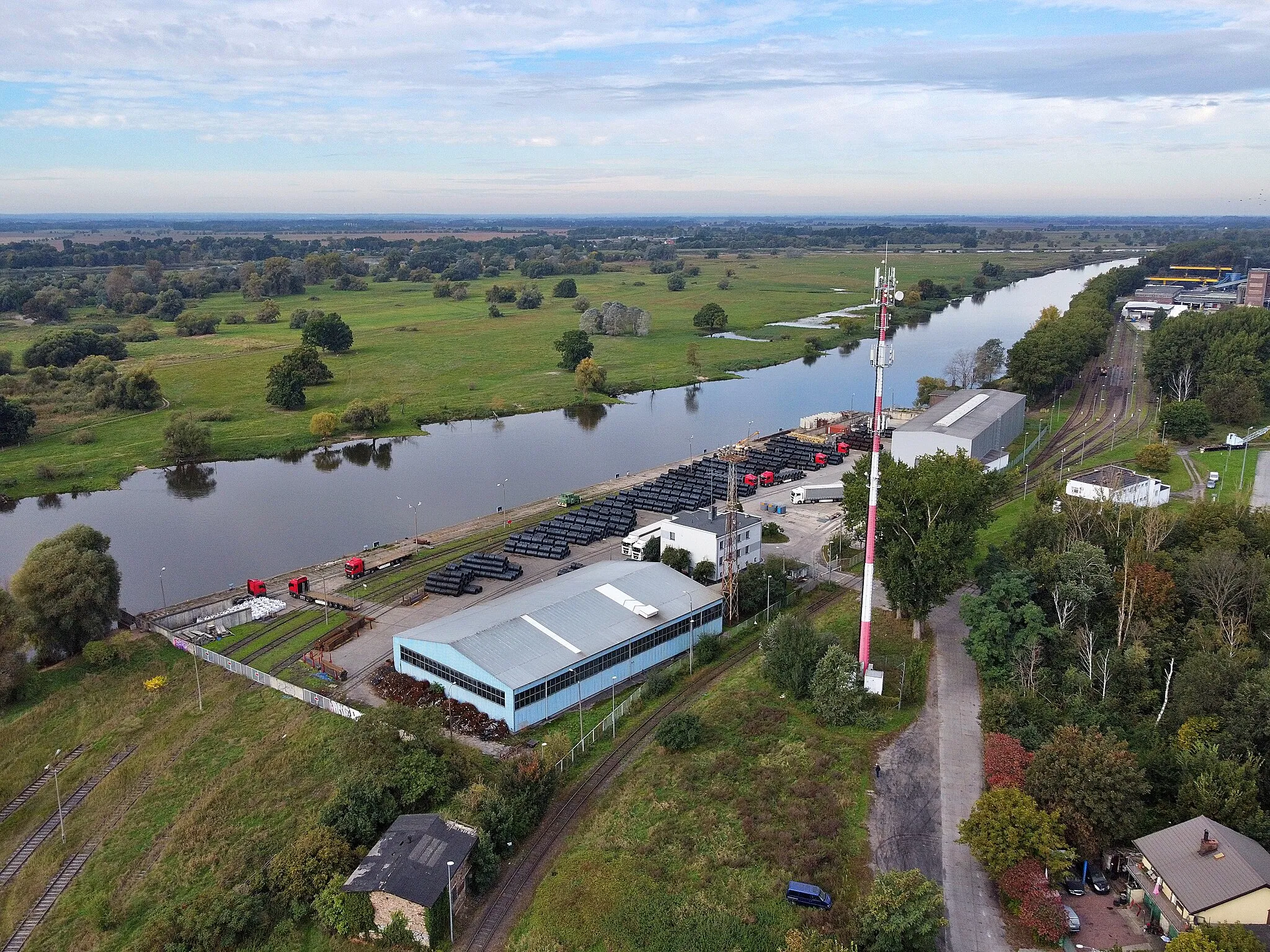 Photo showing: Port rzeczny przy ul. Portowej w Kostrzynie nad Odrą