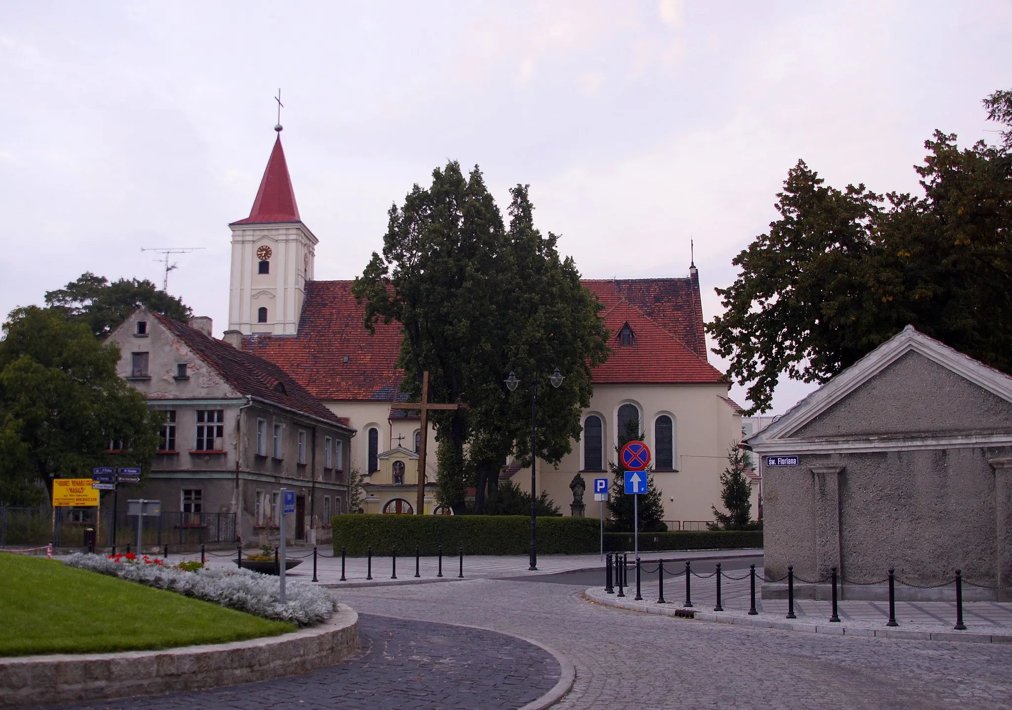 Photo showing: Nowa Sól - dawny kościół ewangelicki, obecnie rzym.-kat. parafialny p.w. św. Michała, mur., 1591-1597, 1878-1880 (zabytek nr 49 z 10.05.1955)