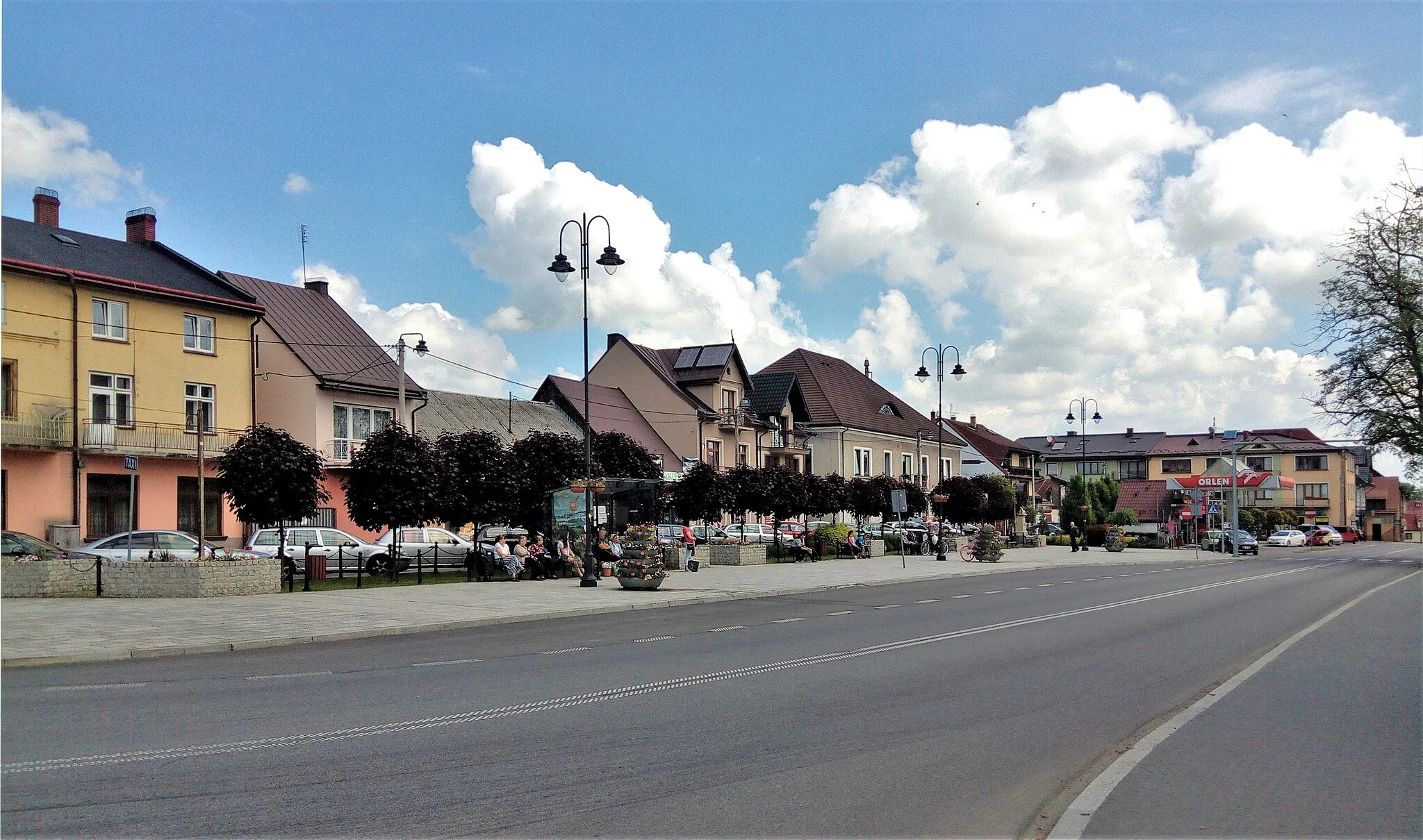 Photo showing: Market Square in Czarny Dunajec, Poland