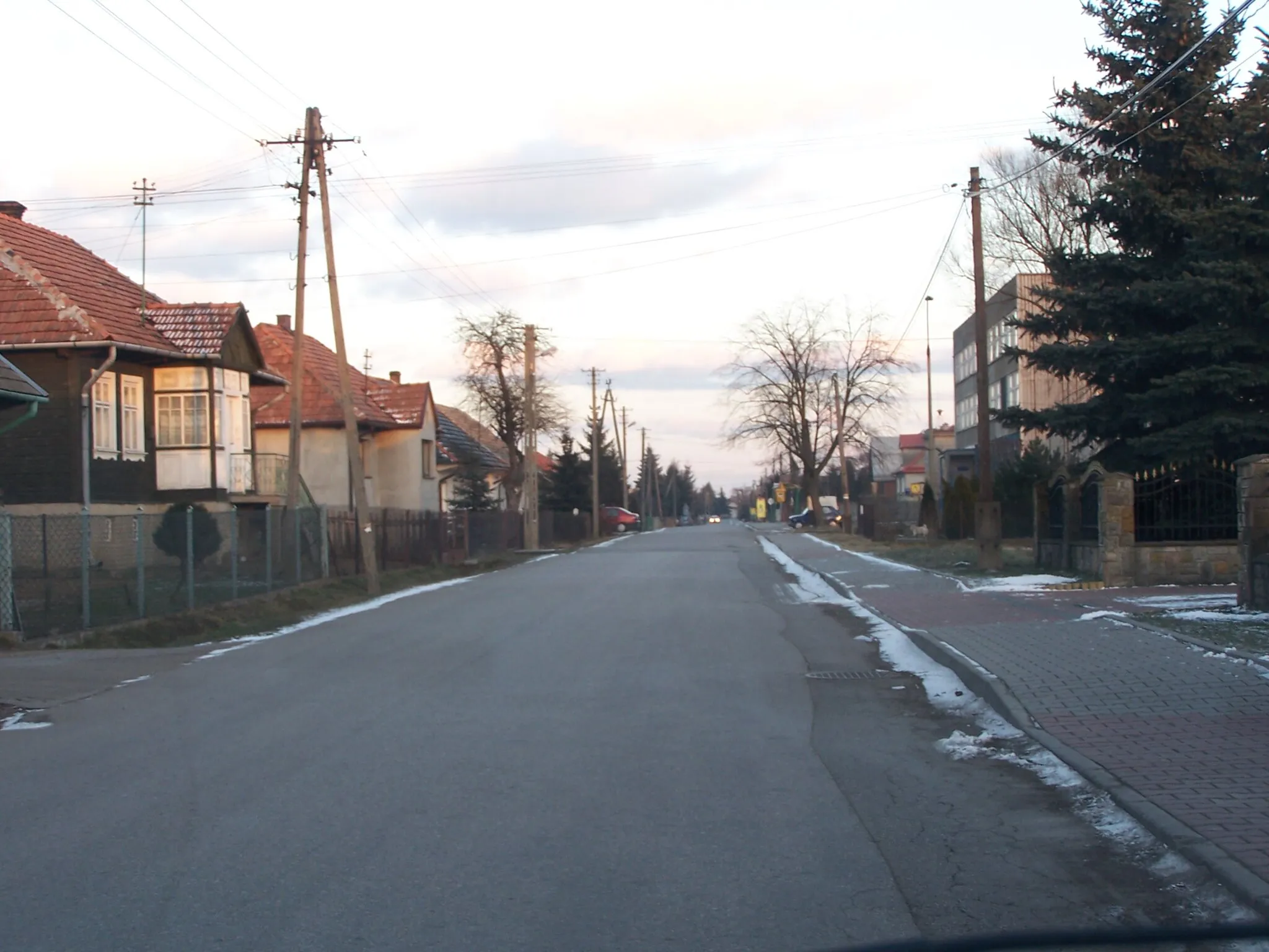 Photo showing: Kłaj, ul. Goły Brzeg płd. część wsi