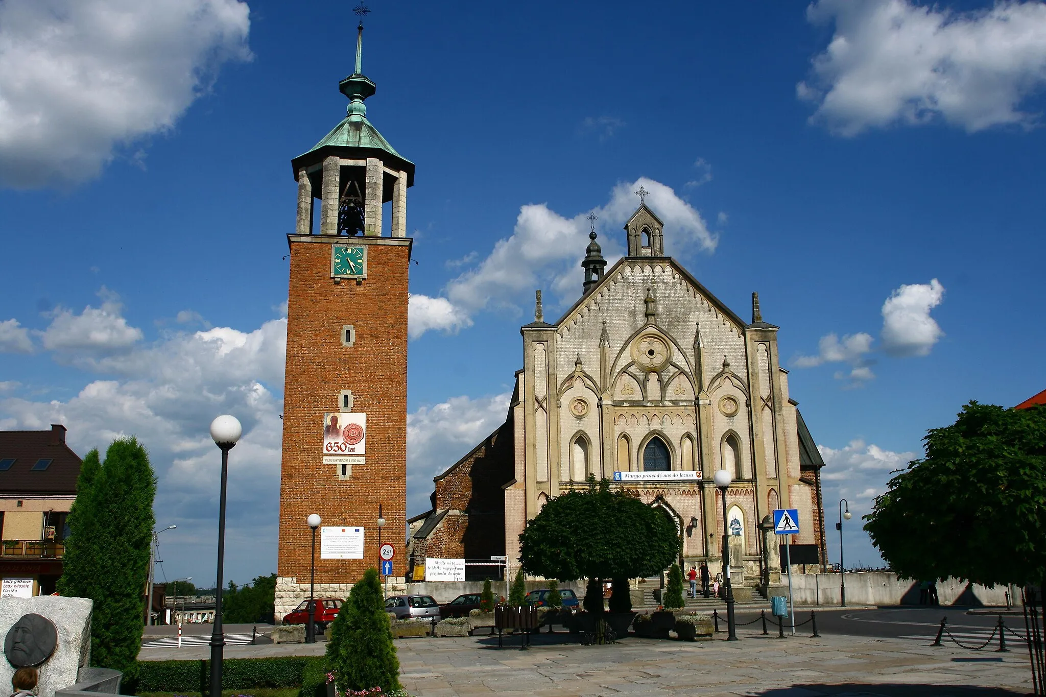 Photo showing: Saints Mary and John the Baptist church in Proszowice, Poland