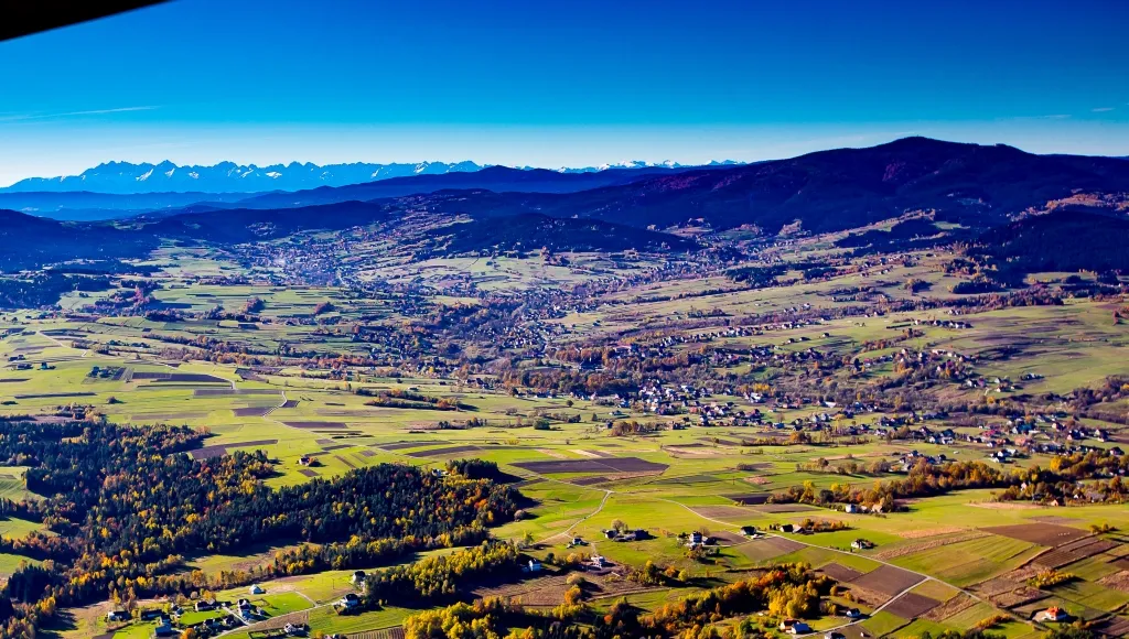 Photo showing: Panorama Słopnic z lotu ptaka