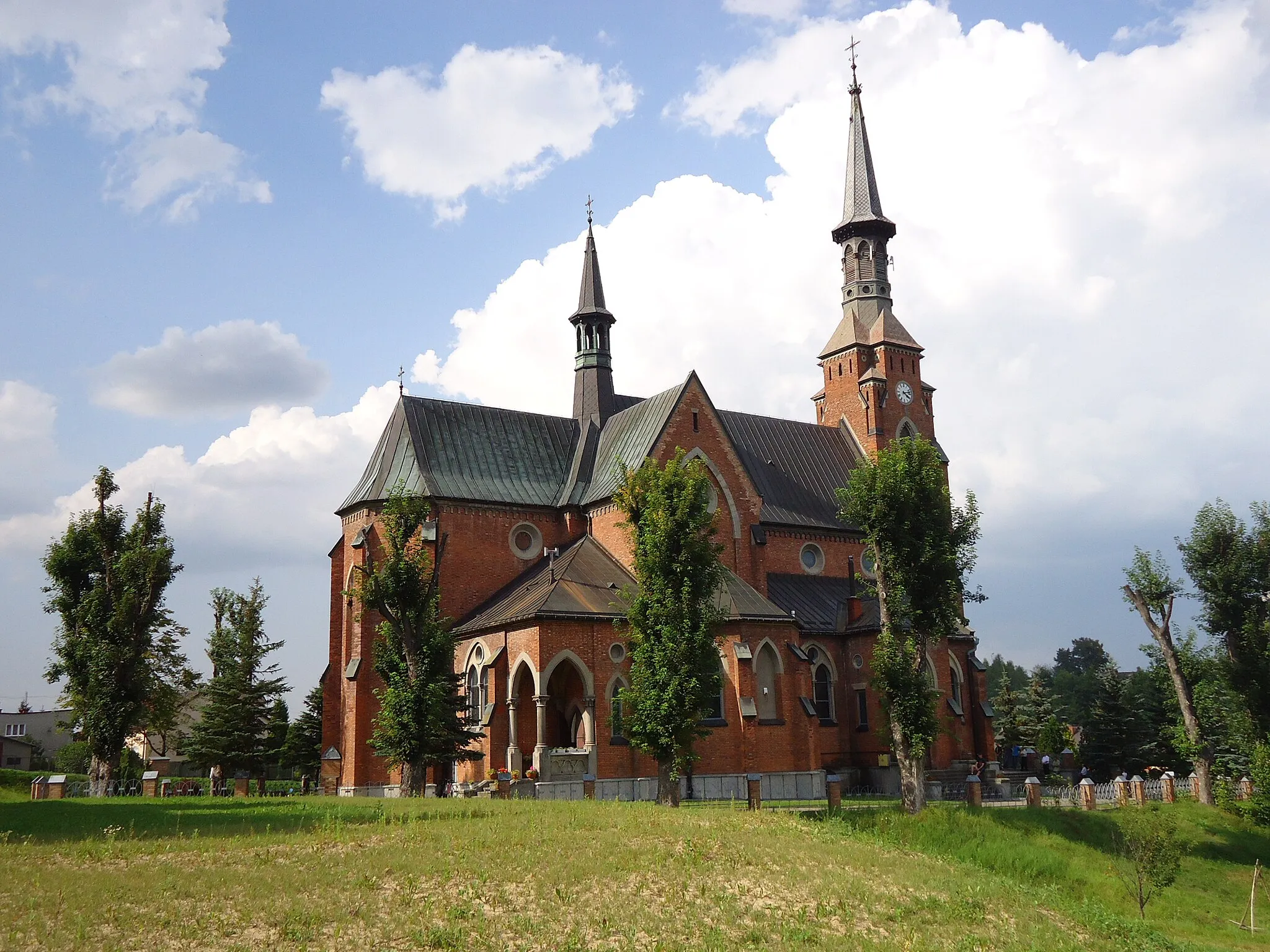 Photo showing: Kościół NMP Szkaplerznej Szynwałd elewacja południowa