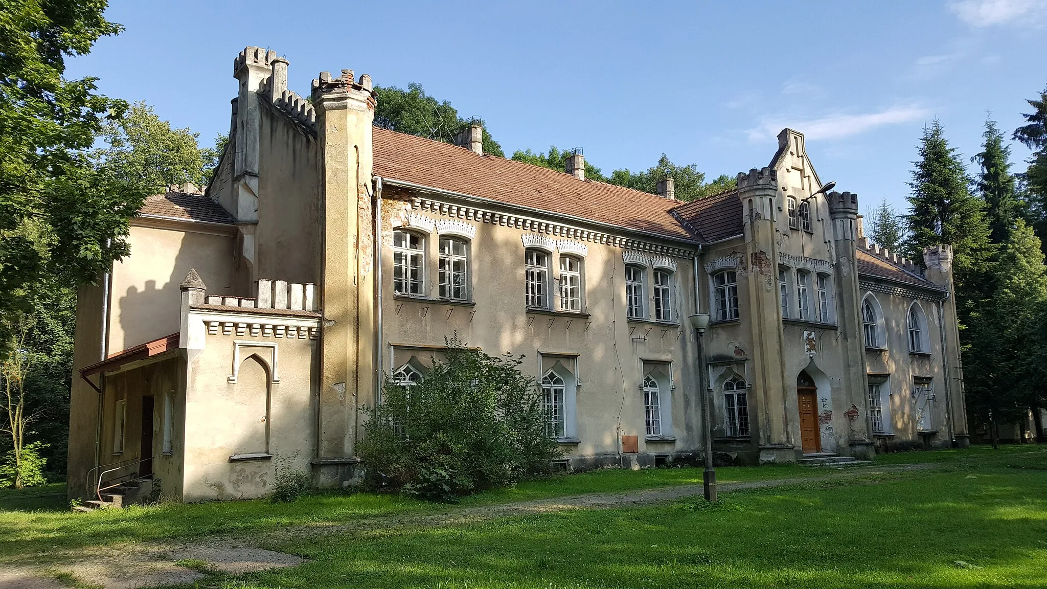 Photo showing: Dambski Palace in Wojnicz.