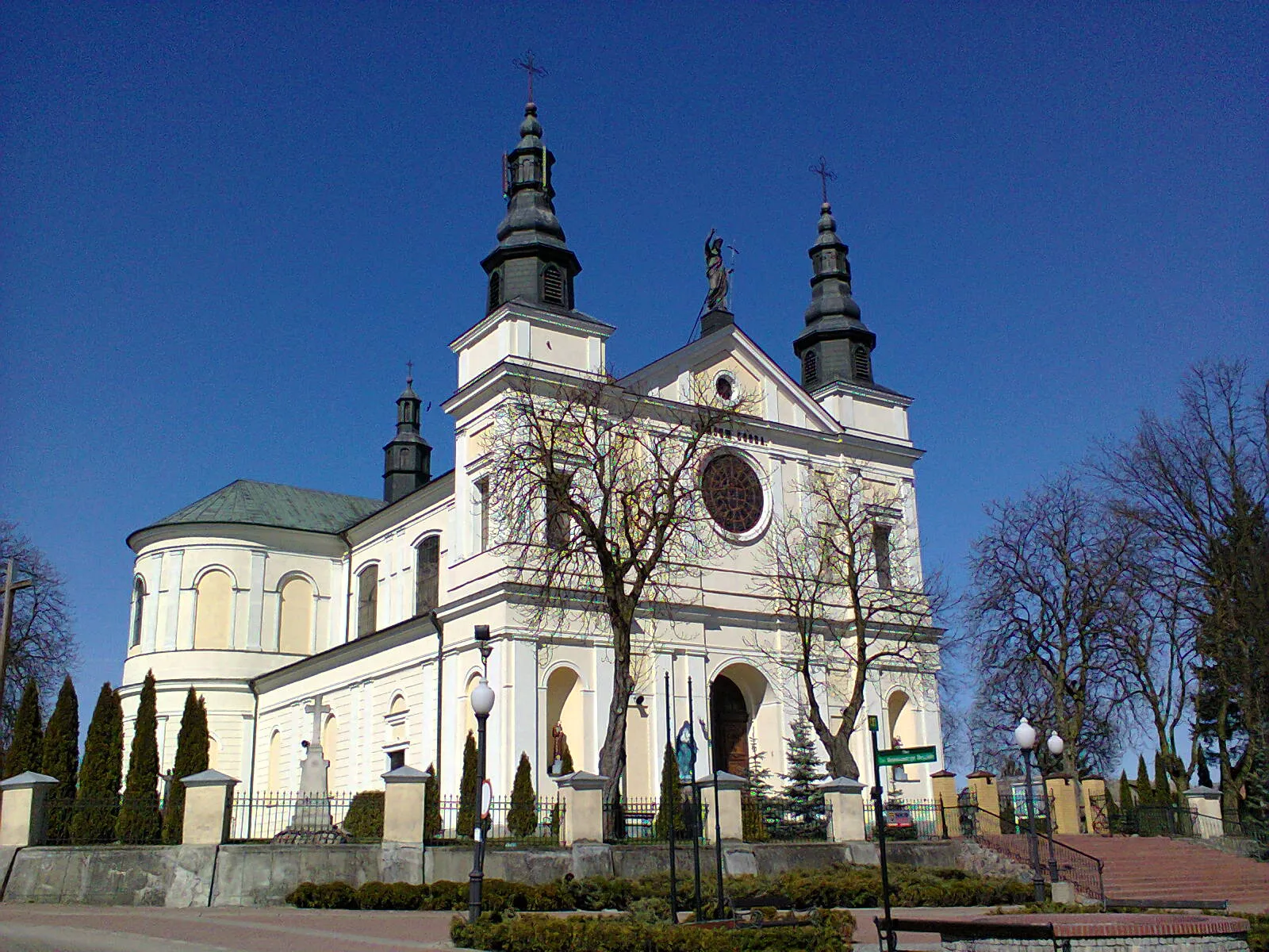 Photo showing: Kościół parafialny p.w. Świętego Ducha w Kadzidle