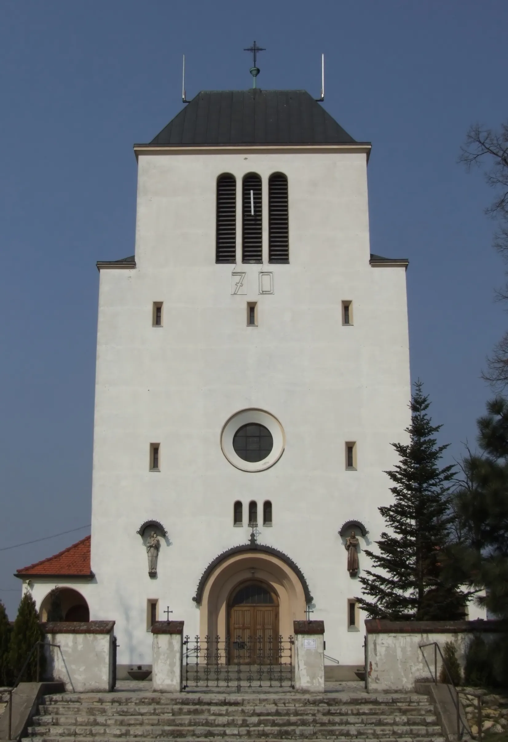 Photo showing: Church in Komprachcice (Comprachtschütz)