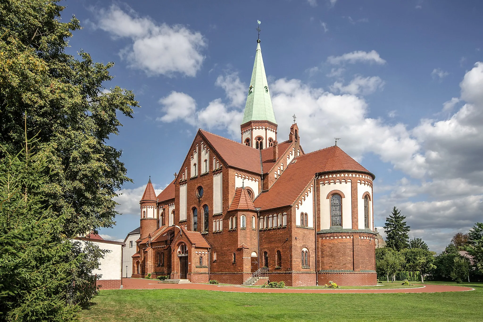 Photo showing: Church of the Assumption of Saint Mary in Lewin Brzeski, Opole Voivodeship