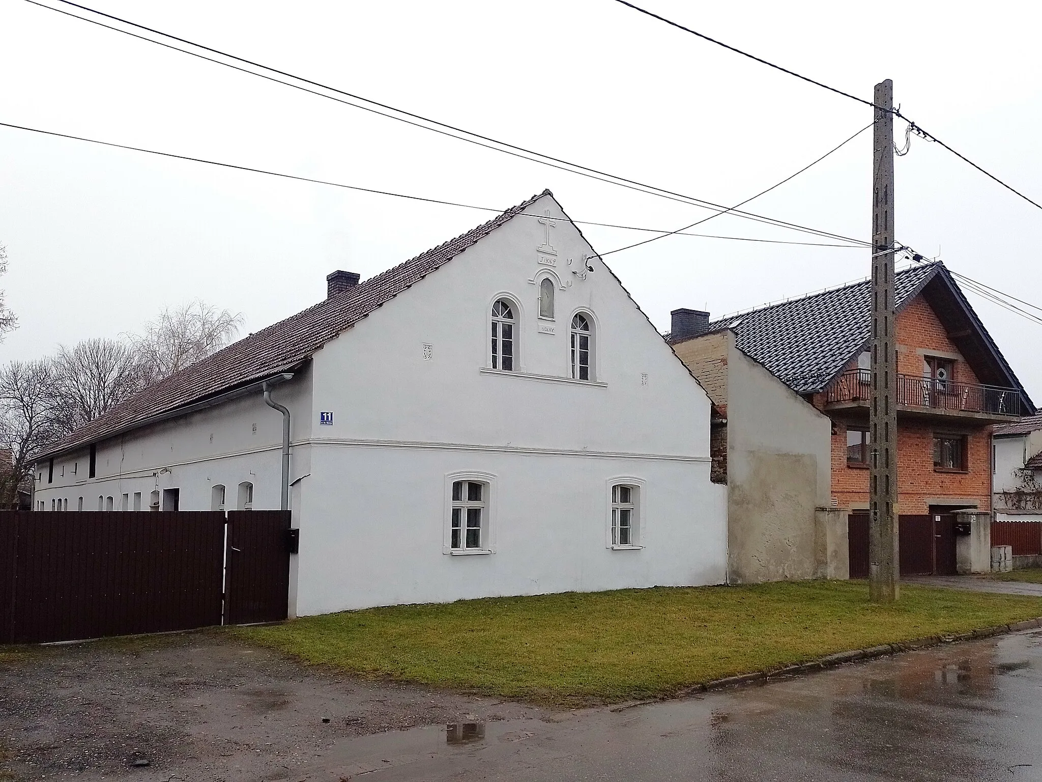 Photo showing: Traditional house at 11 Świętego Marcina Street in Tarnów Opolski/Tarnau, Upper Silesia, Poland