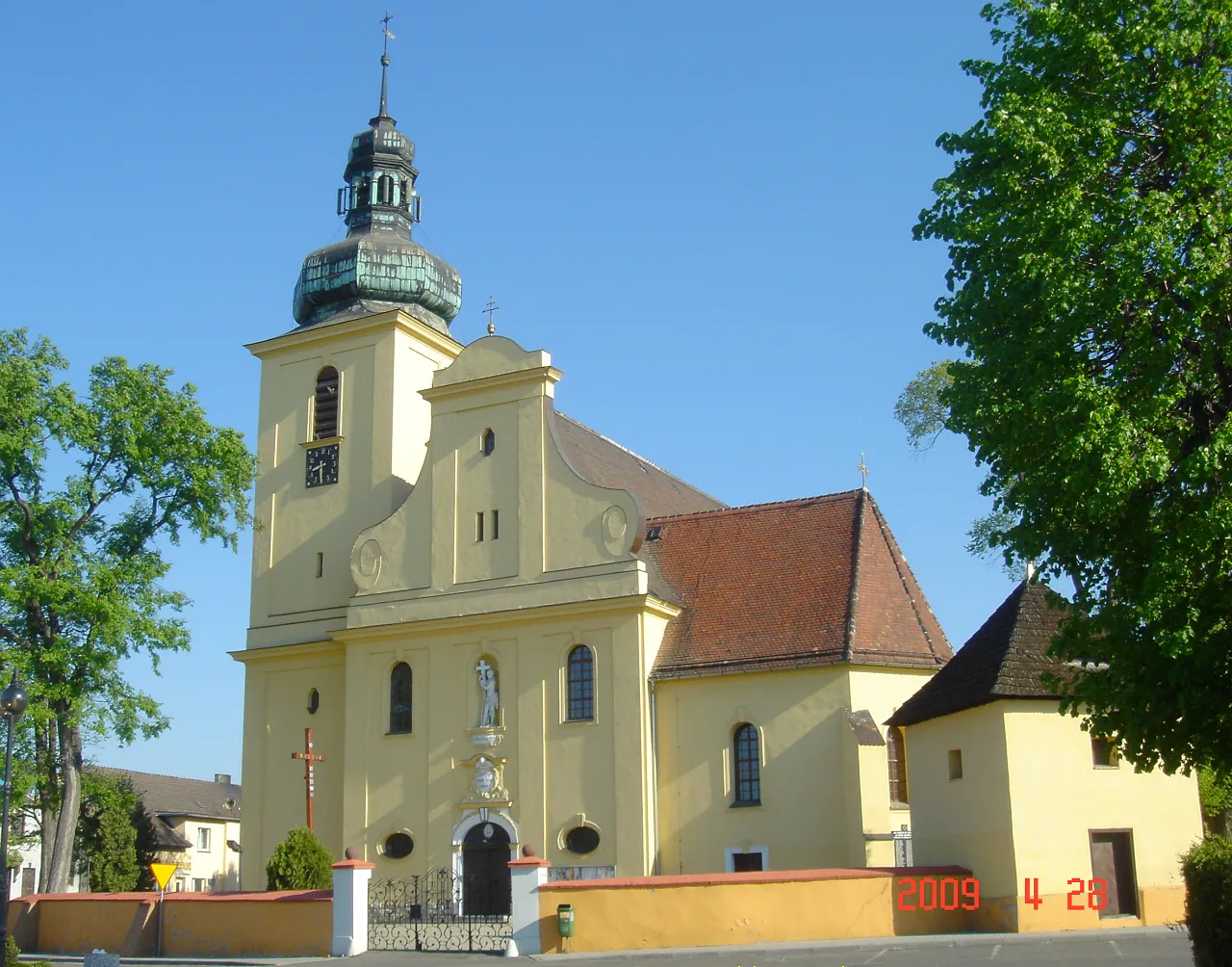 Photo showing: Tarnów Opolski - kościół rzymskokatolicki, parafialny pw. św. Marcina Biskupa.