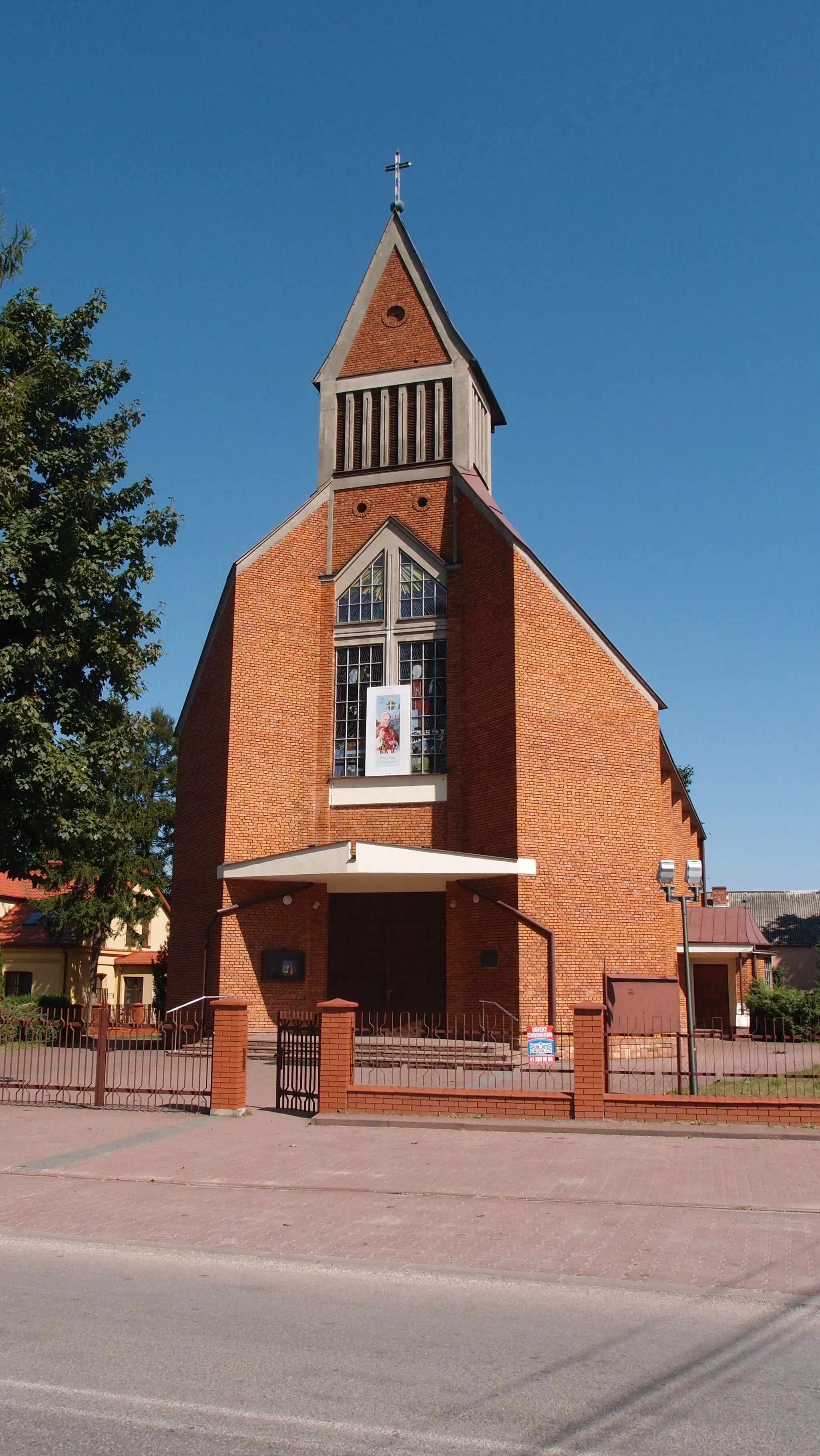 Photo showing: Church in Górno