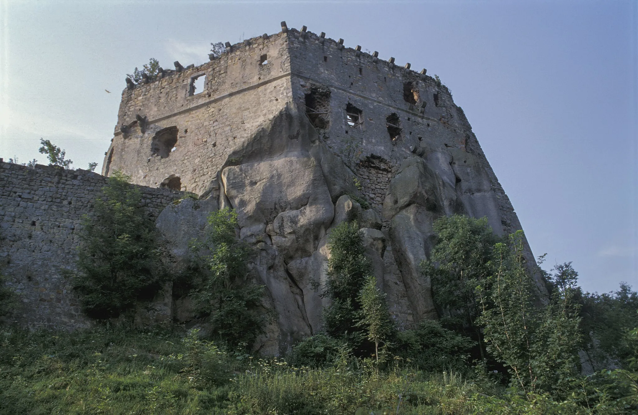 Photo showing: Odrzykoń, zamek Kamieniec, ruiny zamku