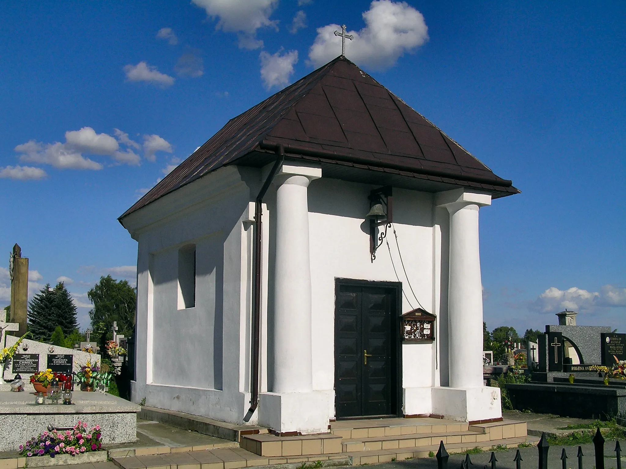 Photo showing: Cemetery Chapel, Sędziszów Małopolski, Poland