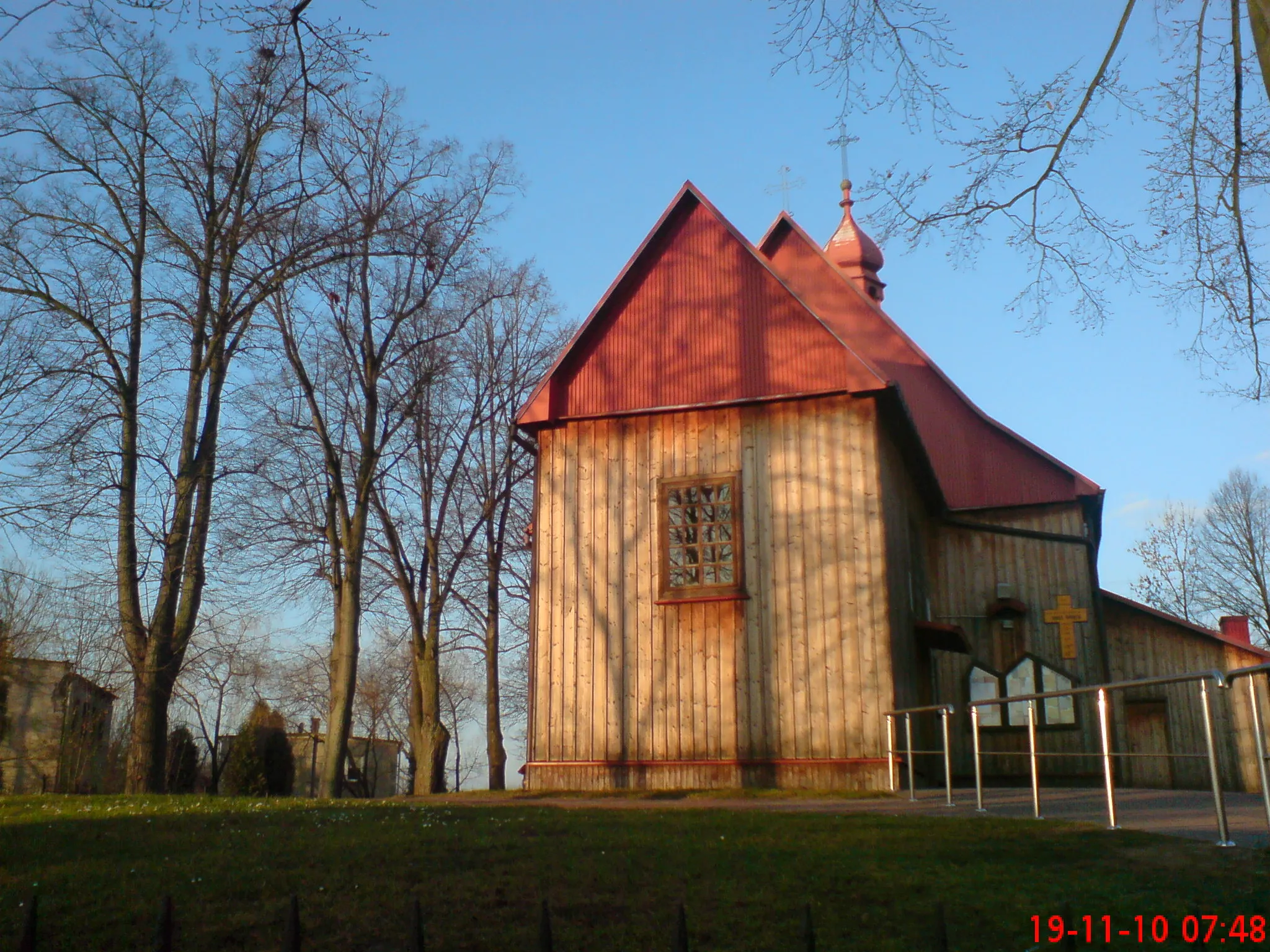 Photo showing: Kościół w Wólce Niedźwiedzkiej