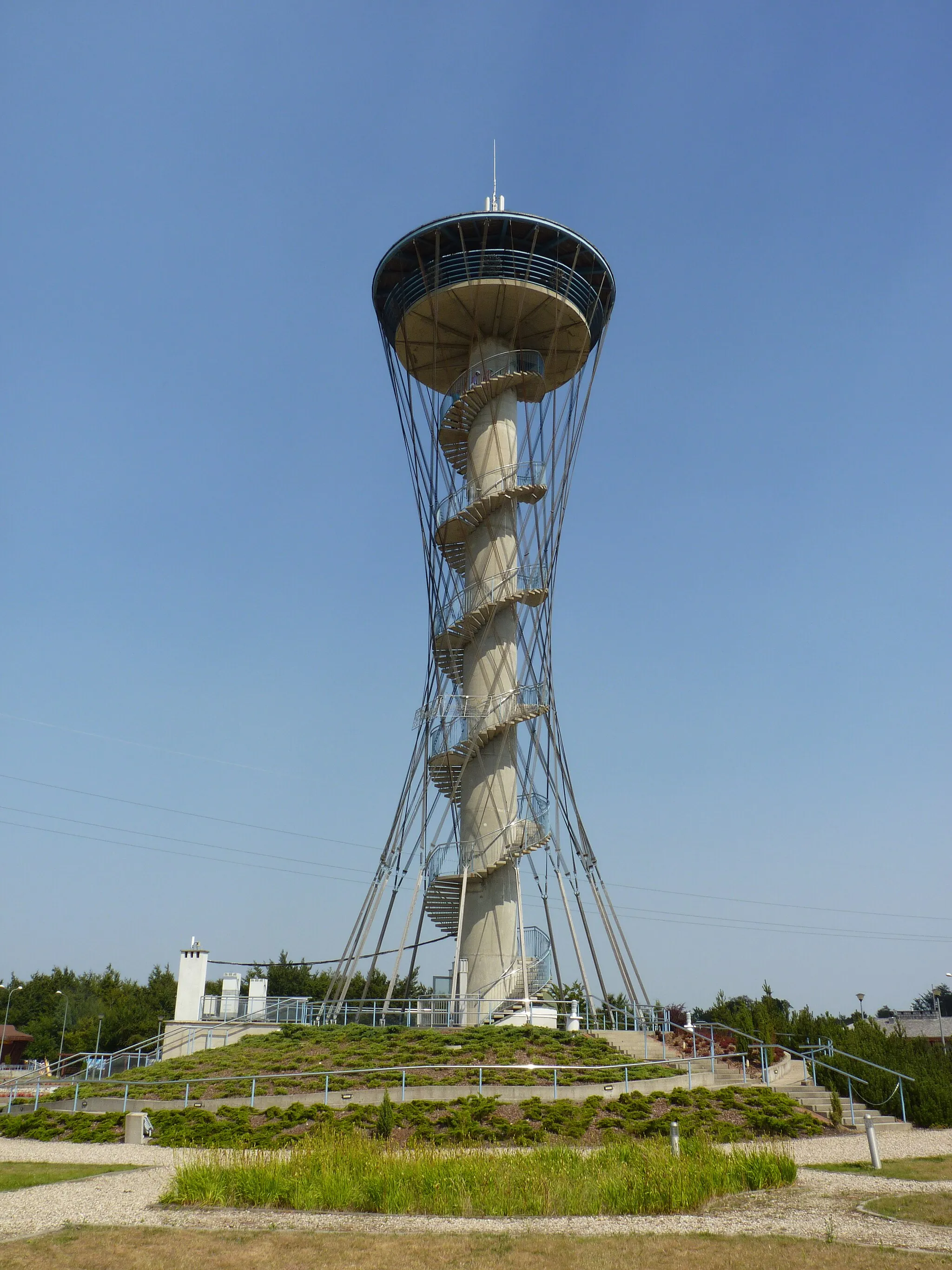 Photo showing: The viewing tower at the Kashubian Eye Complex near Gniewino