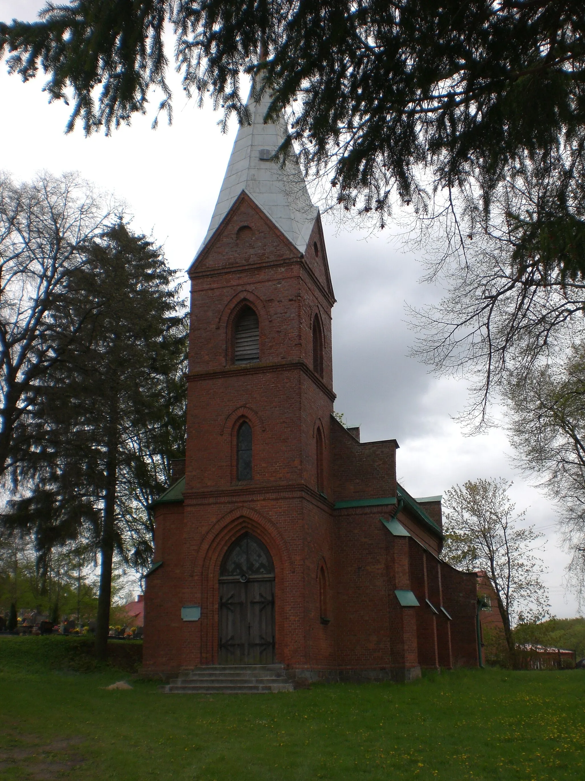 Photo showing: Przywidz - church (now cemetery chapelle)