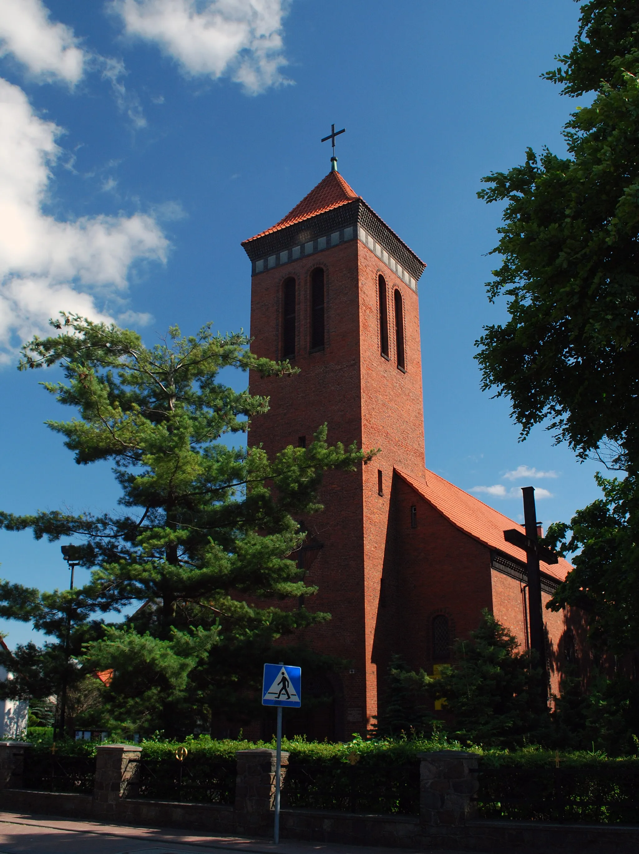 Photo showing: Kościół w Pszczółkach