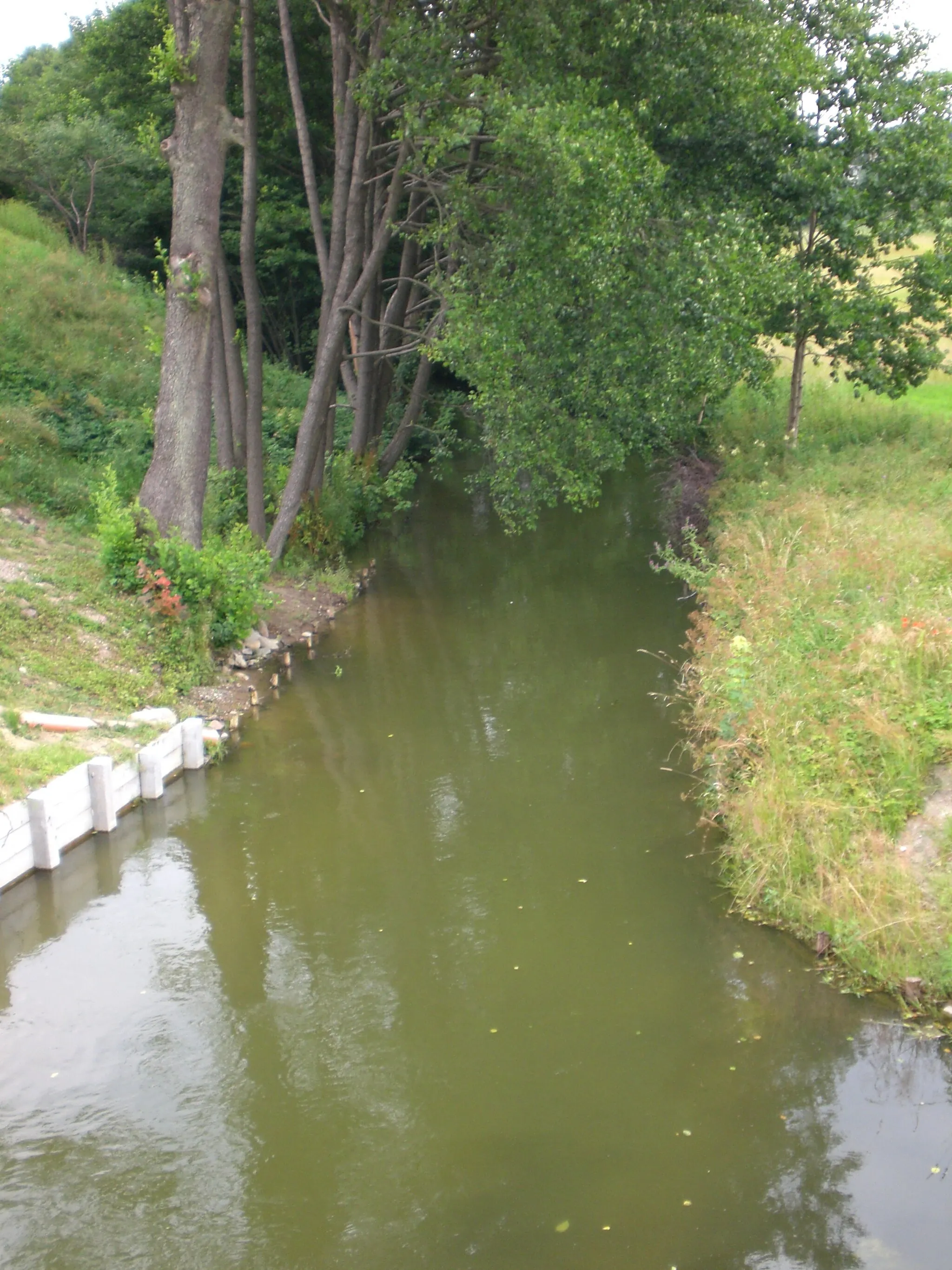 Photo showing: Sulęczyno - rzeka Słupia