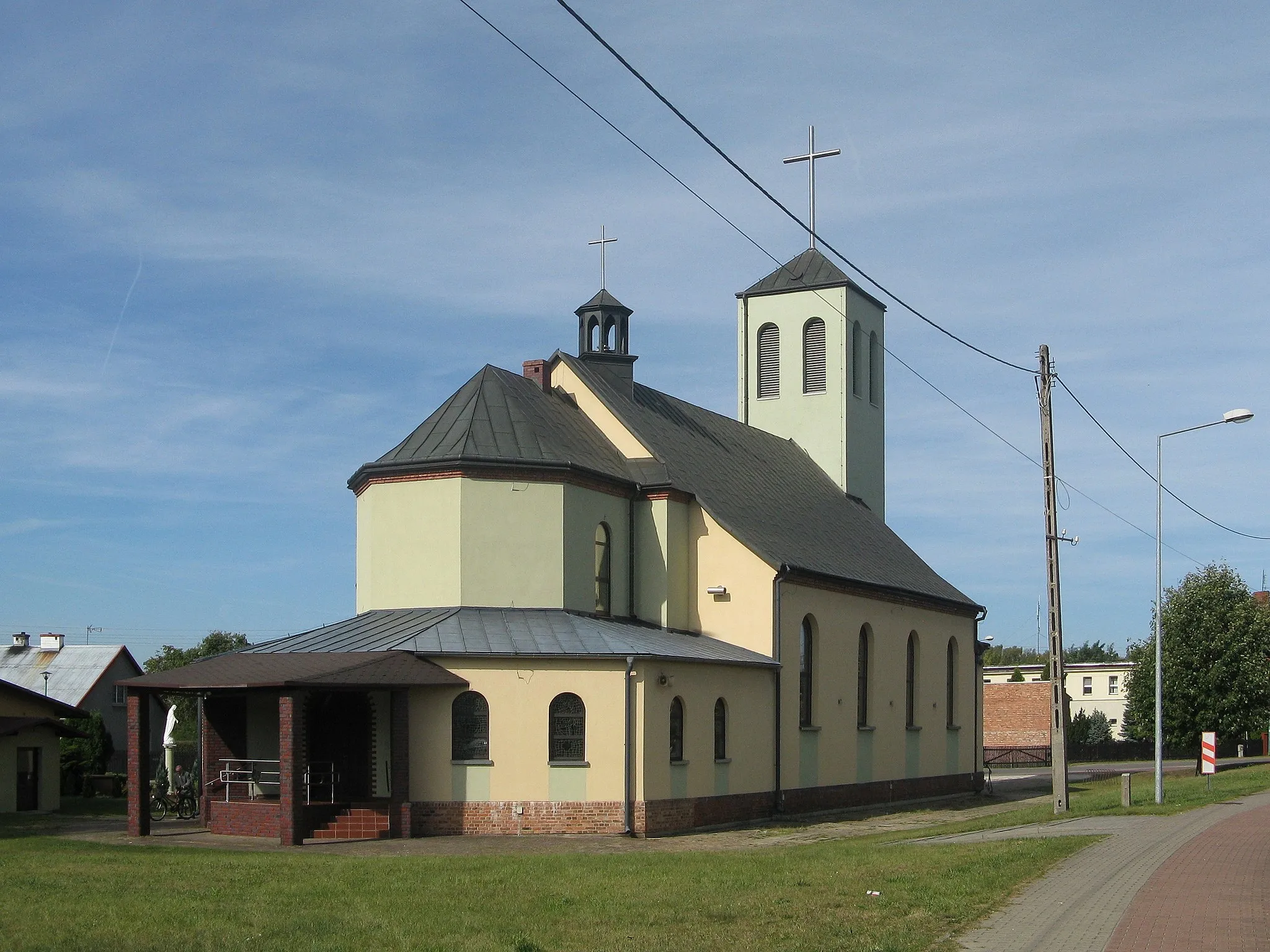 Photo showing: Kościół Najświętszego Serca Pana Jezusa w Herbach, powiat lubliniecki.