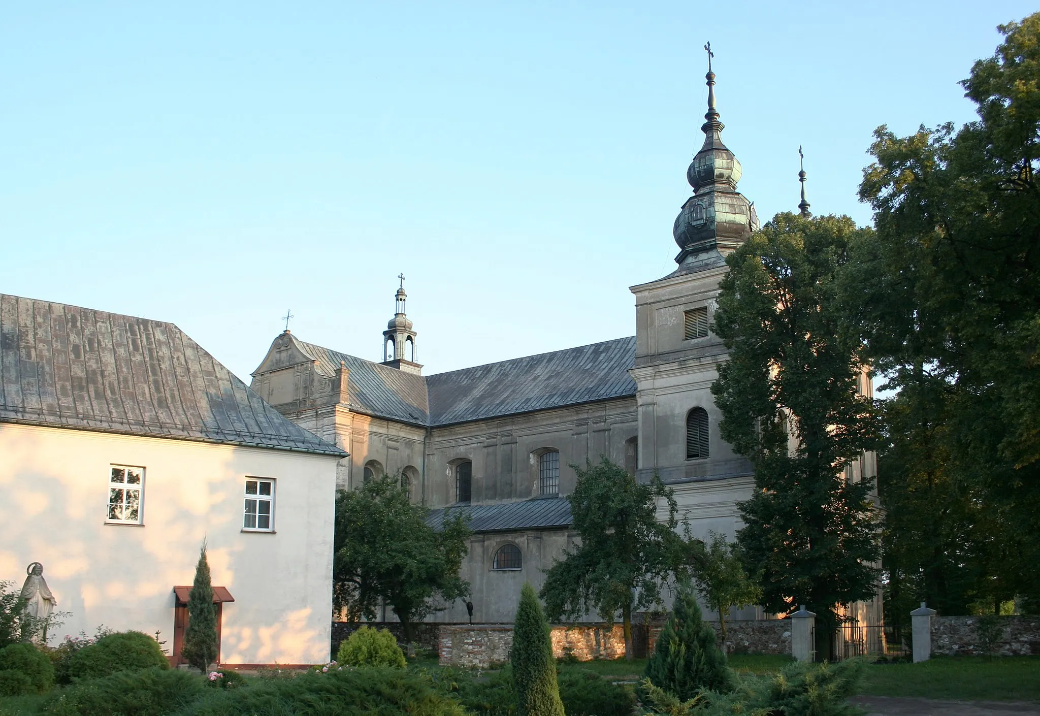 Photo showing: Klasztor kanoników regularnych i plebania w miejscowości Wancerzów, gmina Mstów