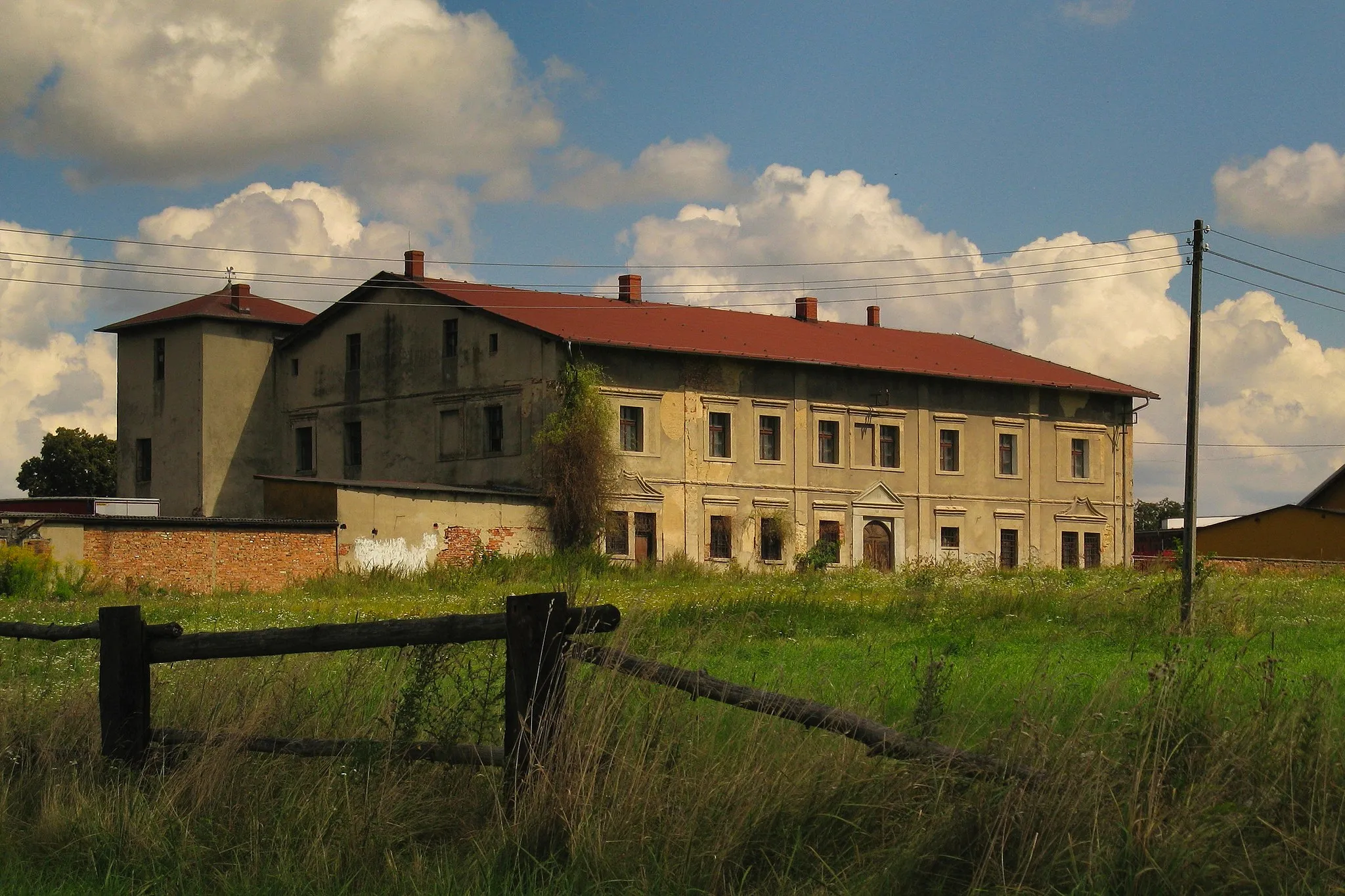 Photo showing: pałac w Wieszowie, widok z południowego zachodu