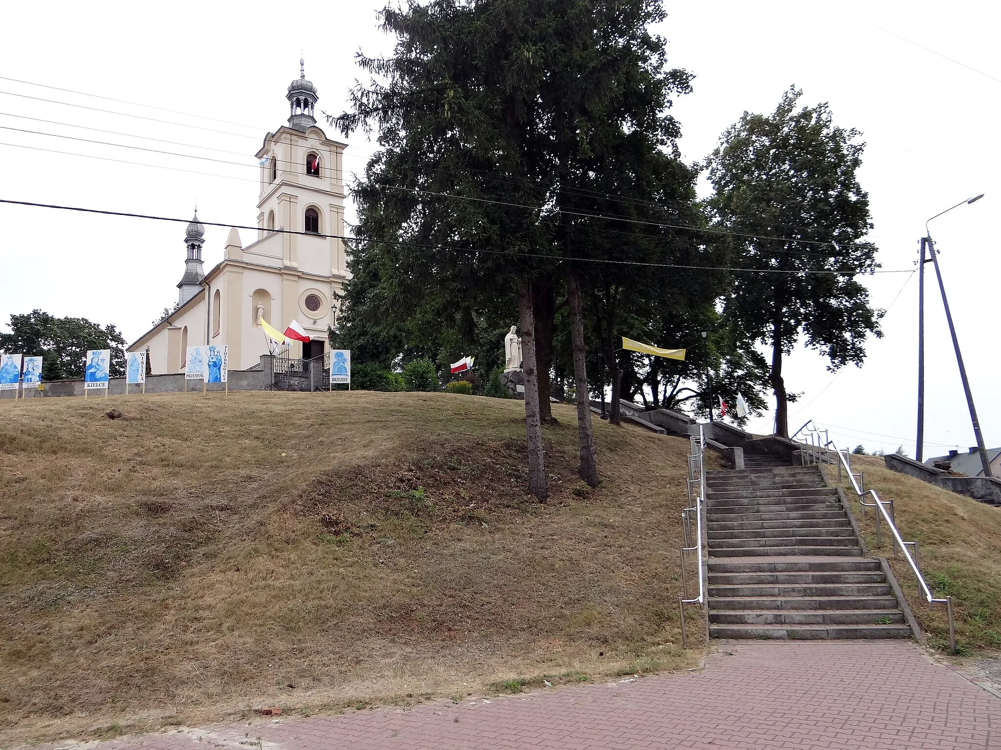 Photo showing: Kostel v obci Brzeziny, Polsko