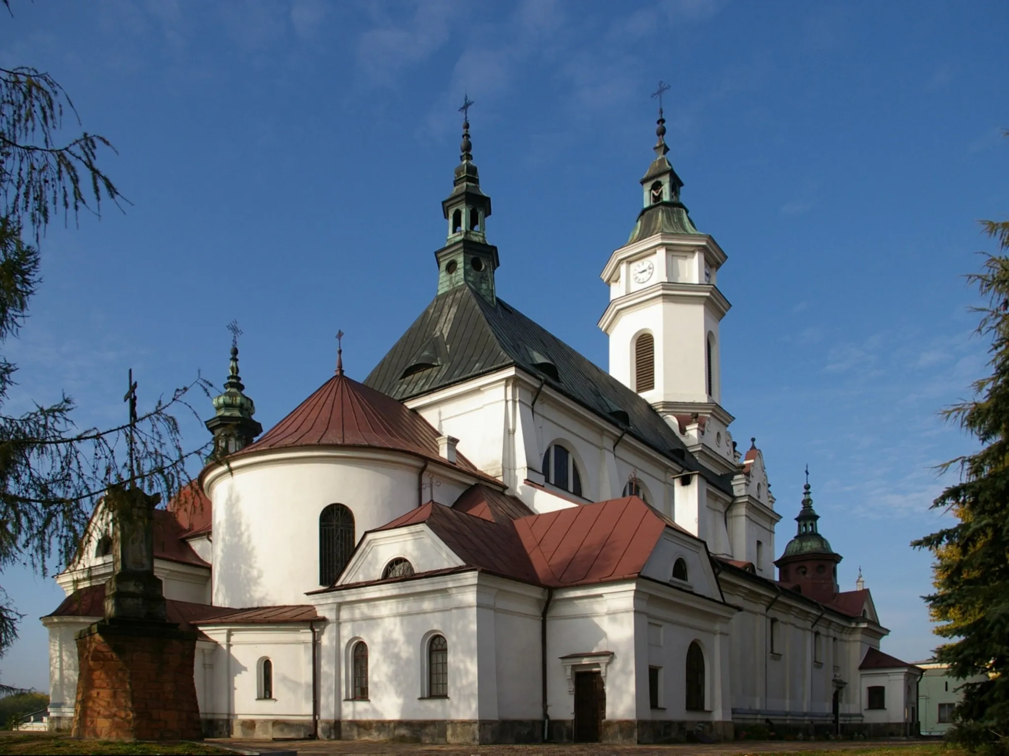 Photo showing: Saint Michael's Church in Ostrowiec Świętokrzyski