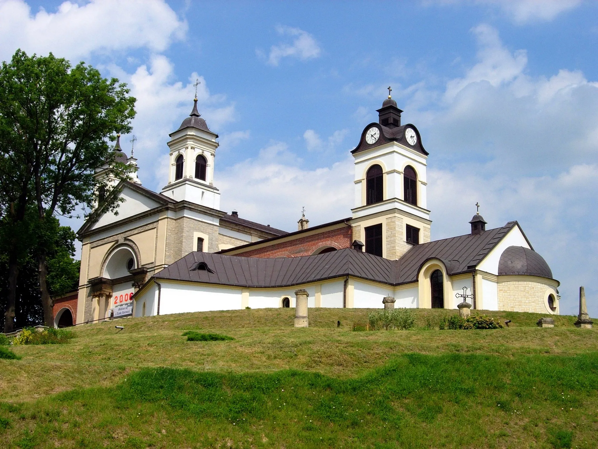 Photo showing: Saint Stanislaus Church in Ożarów (Poland)