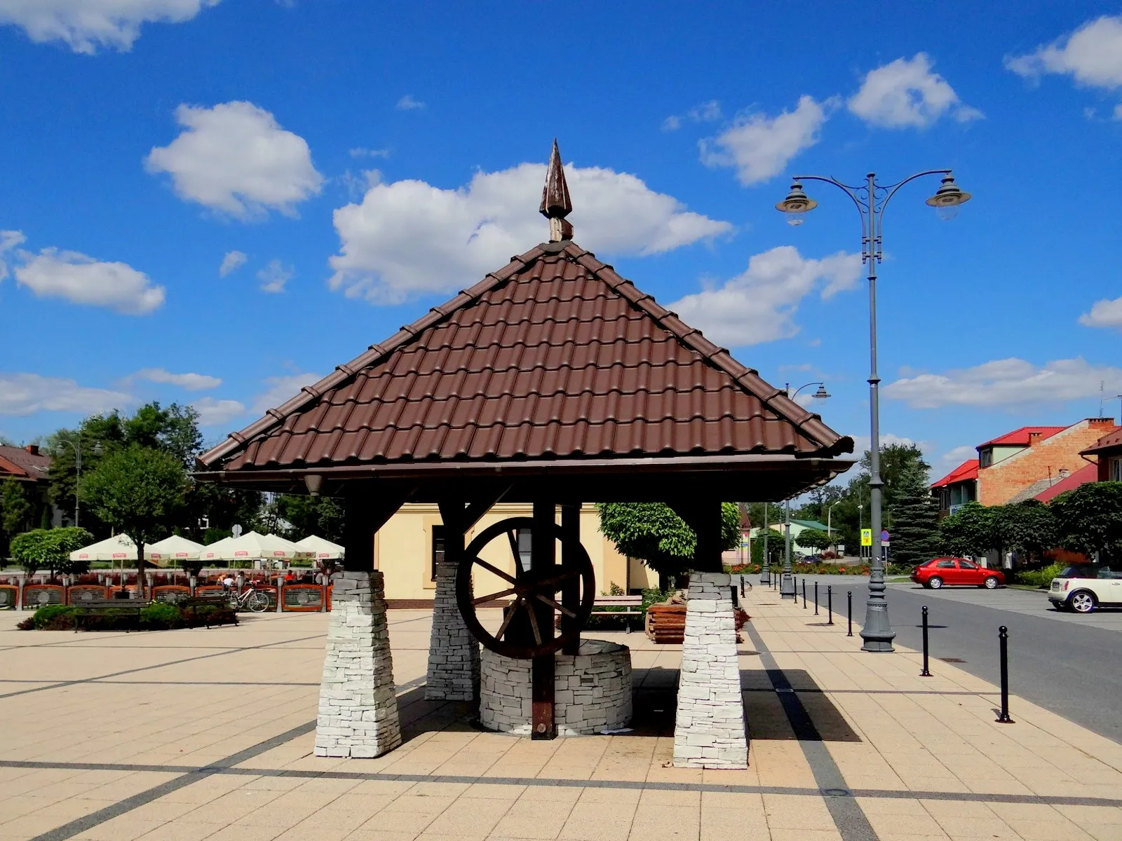 Photo showing: Połaniec. Rynek.